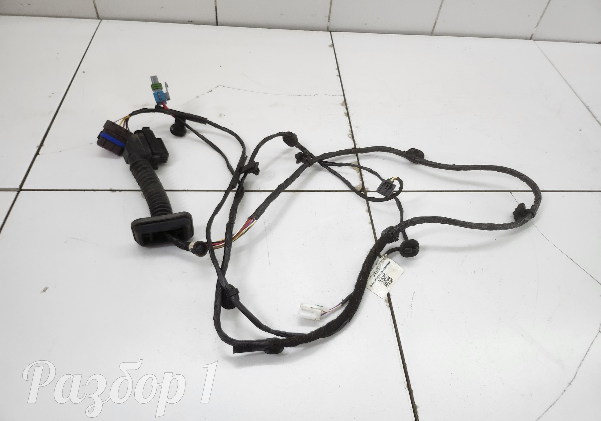 8893468231 Электропроводка задней правой двери для Geely Okavango (с 2020)