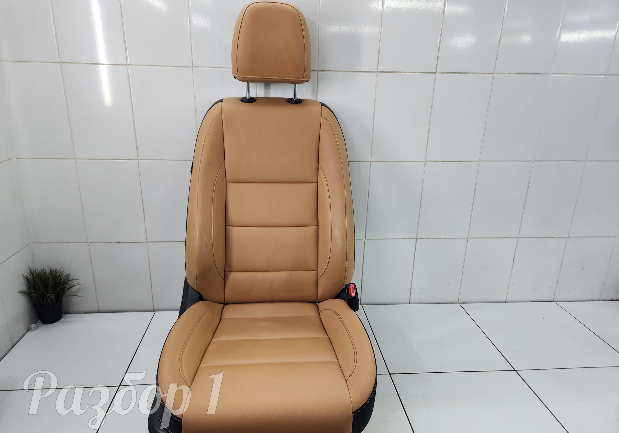 Сиденье переднее правое для Great Wall Poer (с 2019)