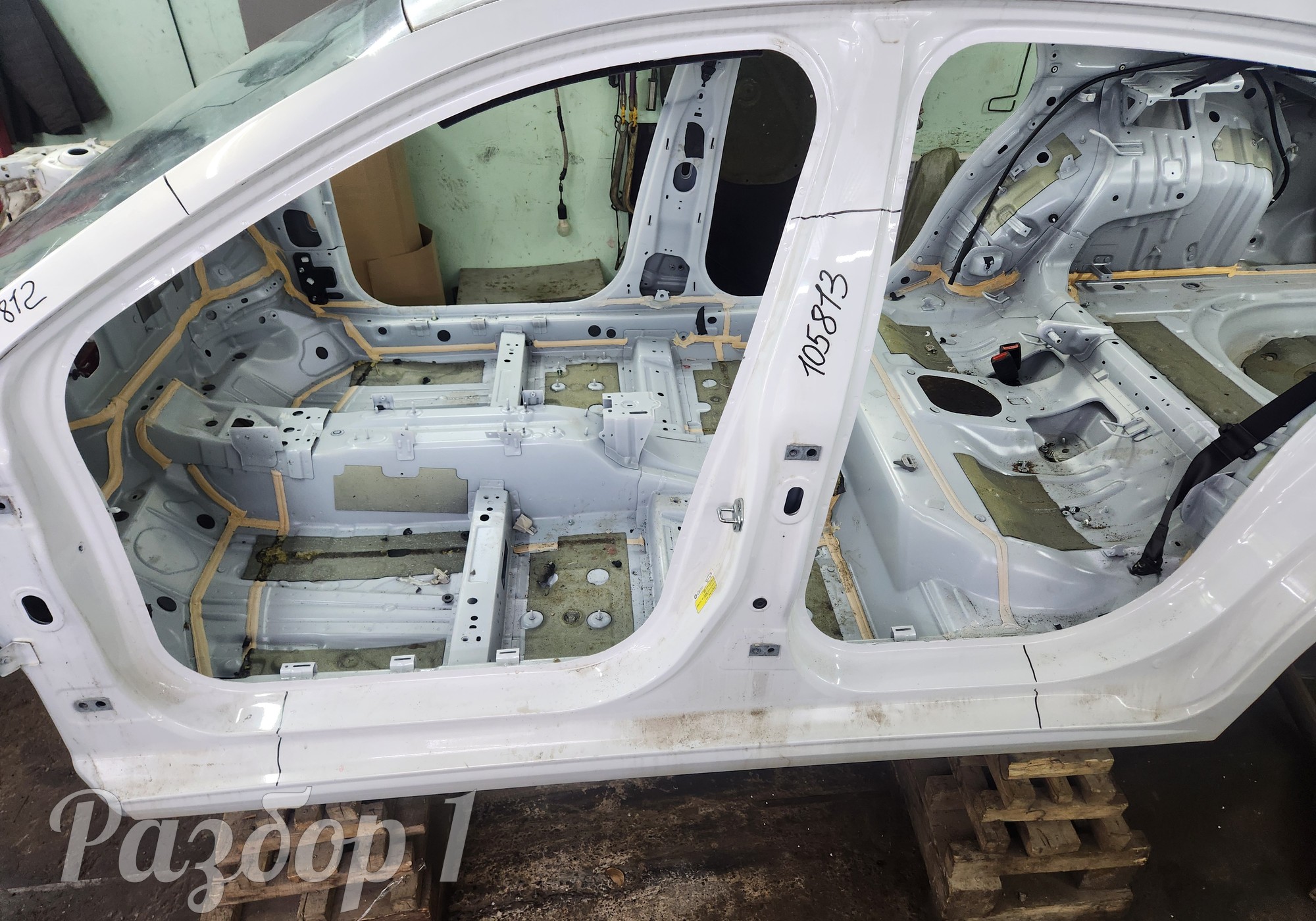 Порог с центральной стойкой левый для Faw Bestune B70 (с 2020)