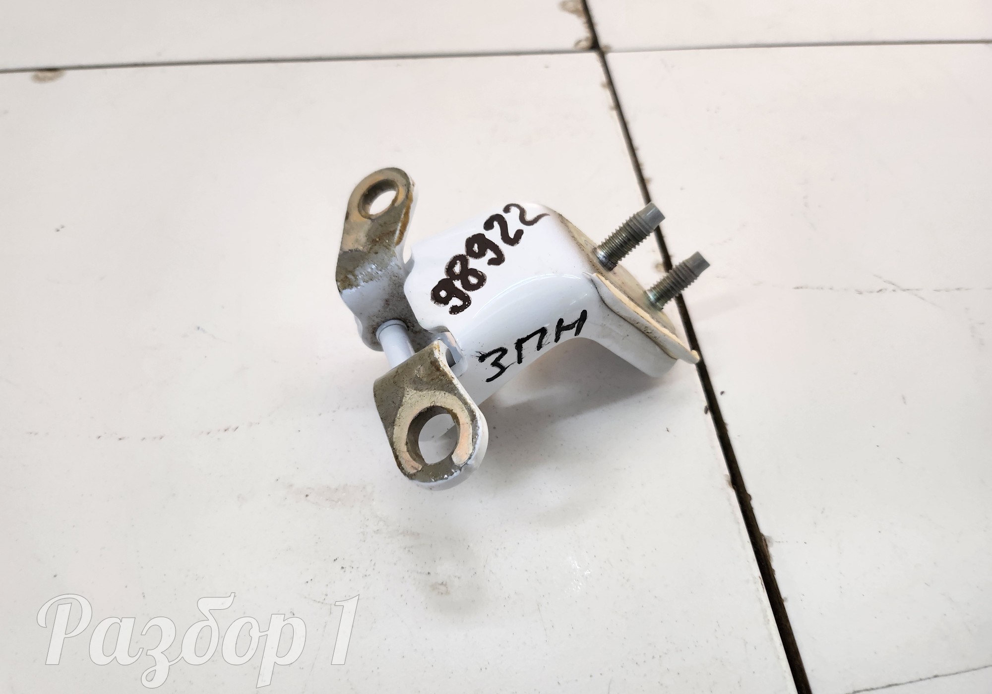 6205400XKZ8PA Петля двери задняя правая нижняя для Haval M6 II (с 2021)