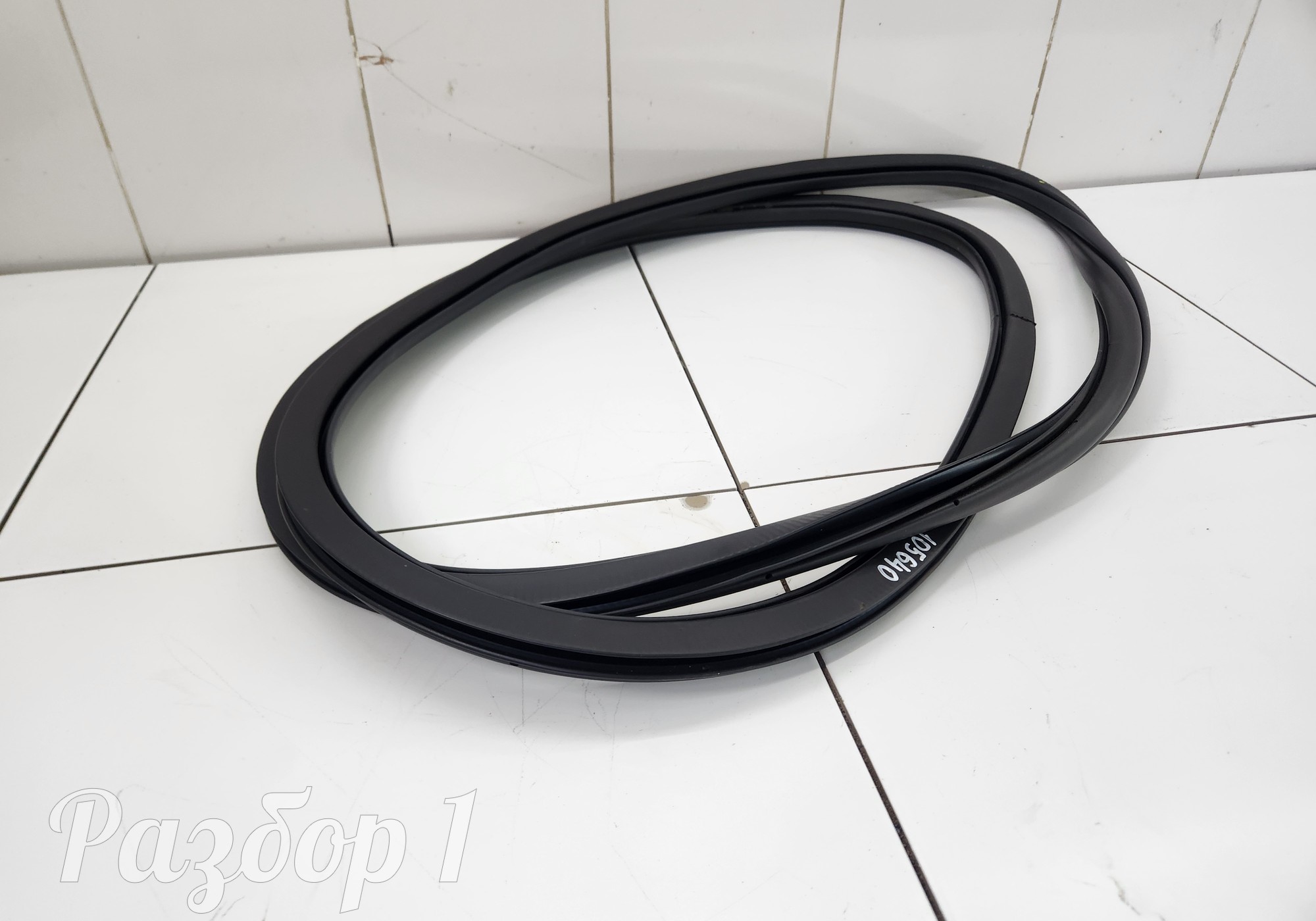 Уплотнитель проема передней правой двери для Faw Bestune B70 (с 2020)