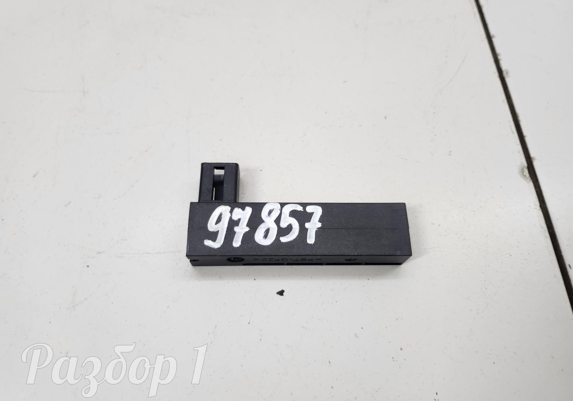 8888569184 Антенна для Geely Monjaro (с 2021)