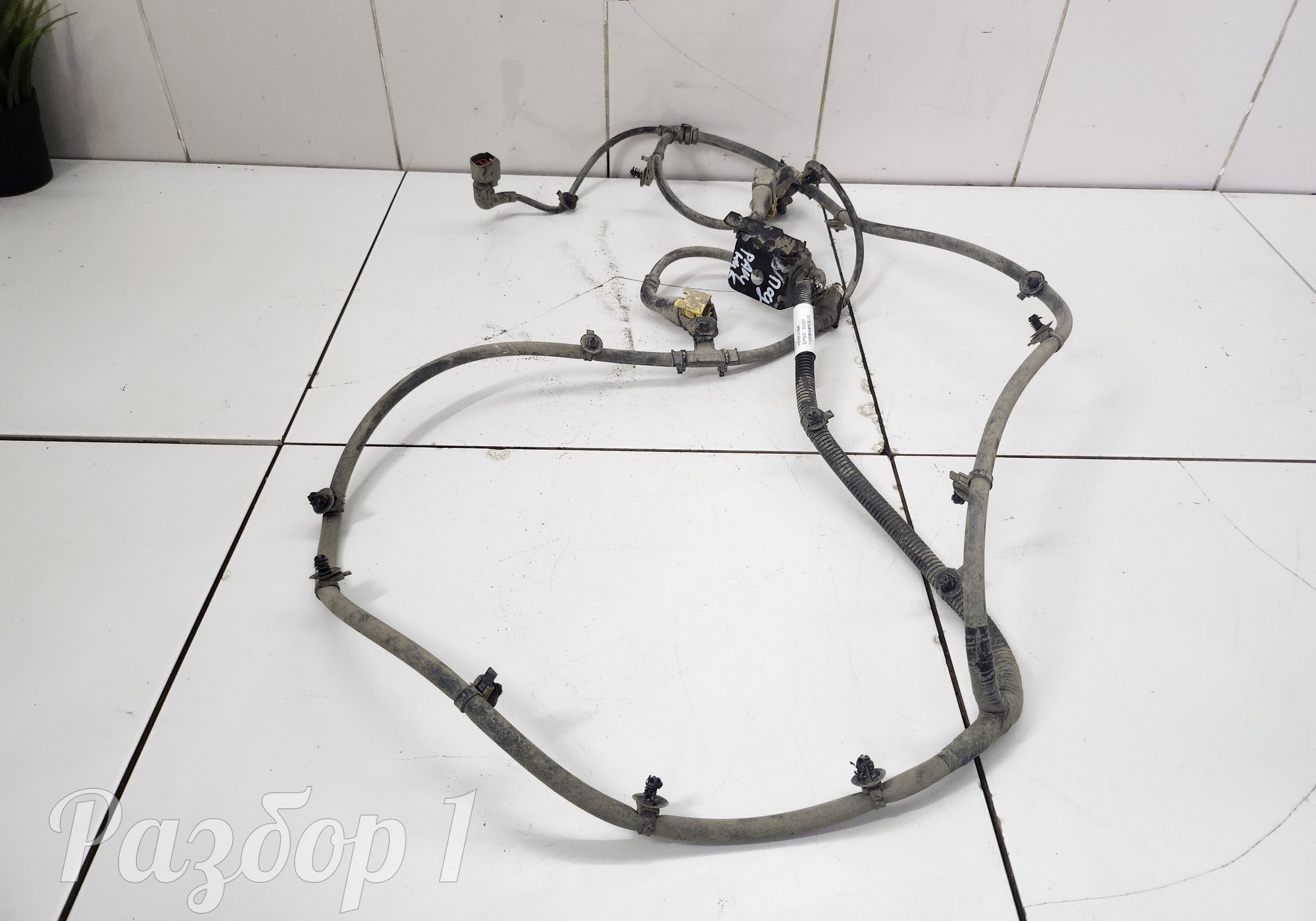 8889771932 Электропроводка задней подвески для Geely Atlas II (с 2023)