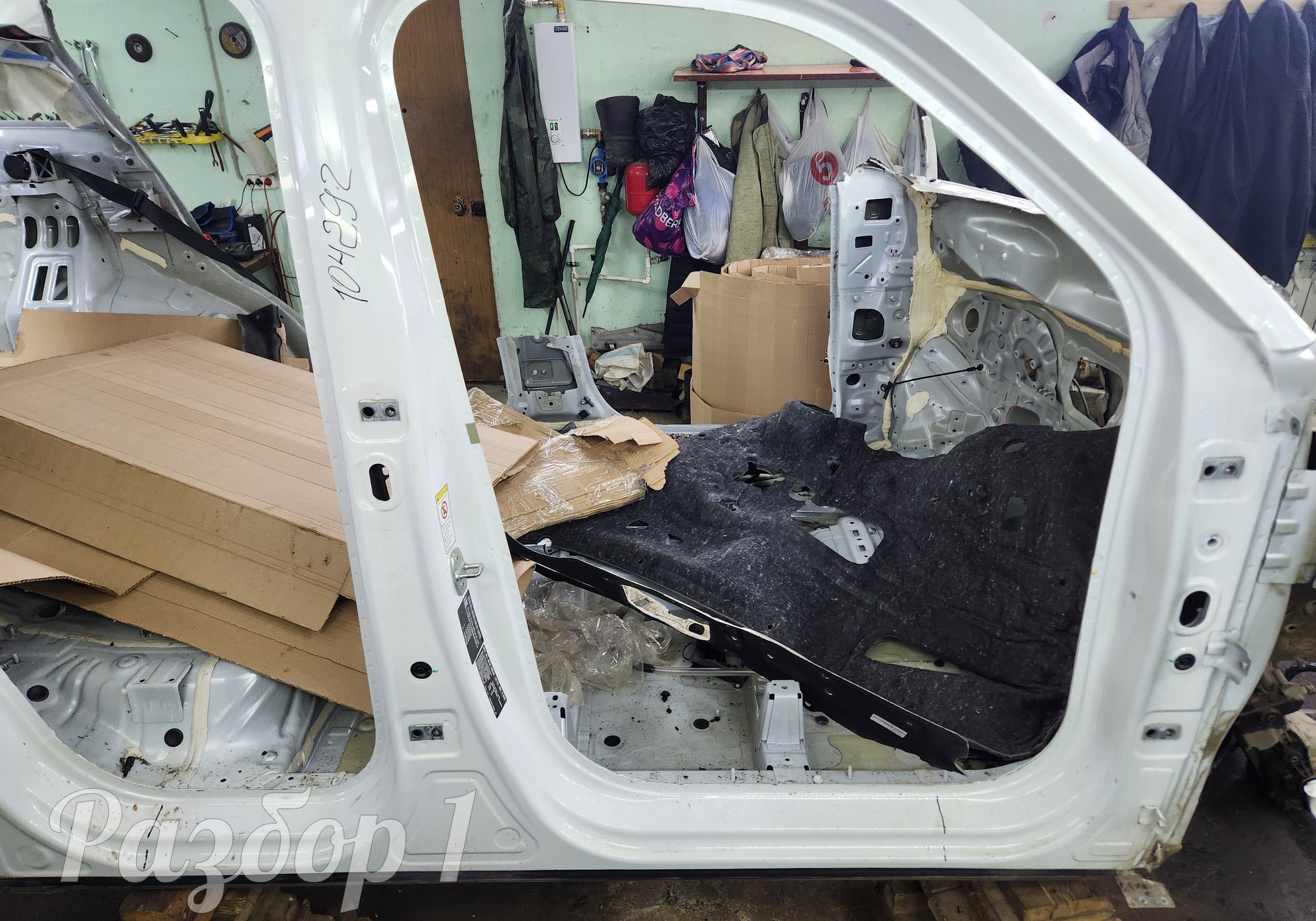 Порог с центральной стойкой правый для Haval H3 (с 2024)