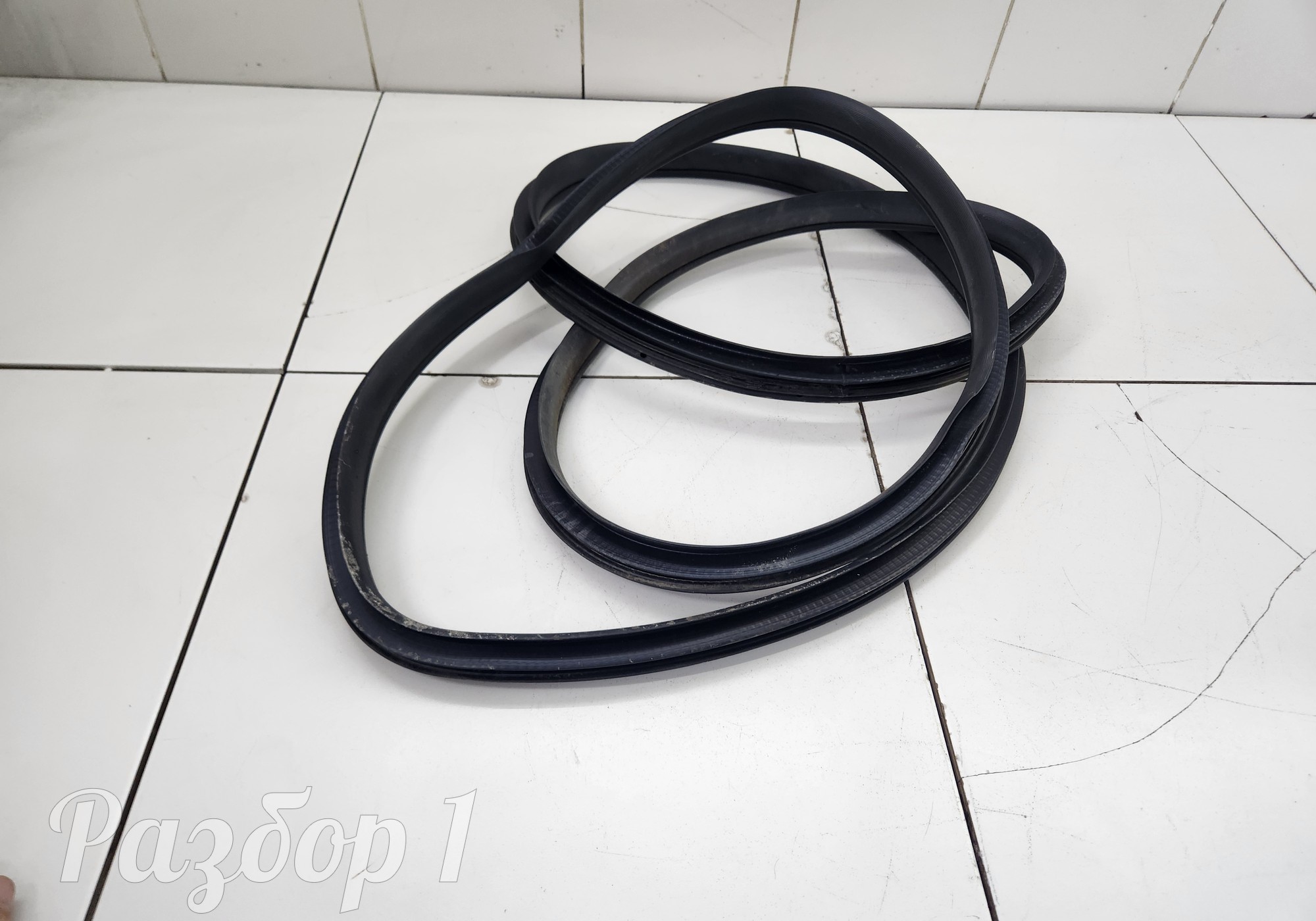 Уплотнитель проема передней правой двери для Changan UNI-T (с 2020)