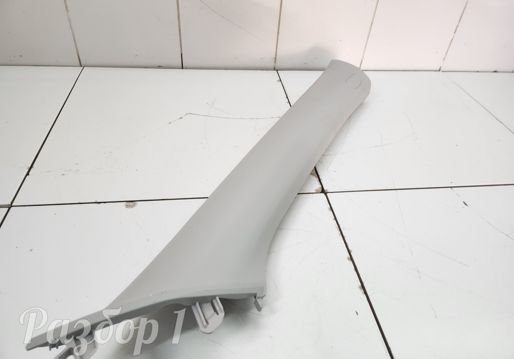 8889529822 Обшивка стойки передняя правая для Geely Emgrand (SS11) (с 2021)