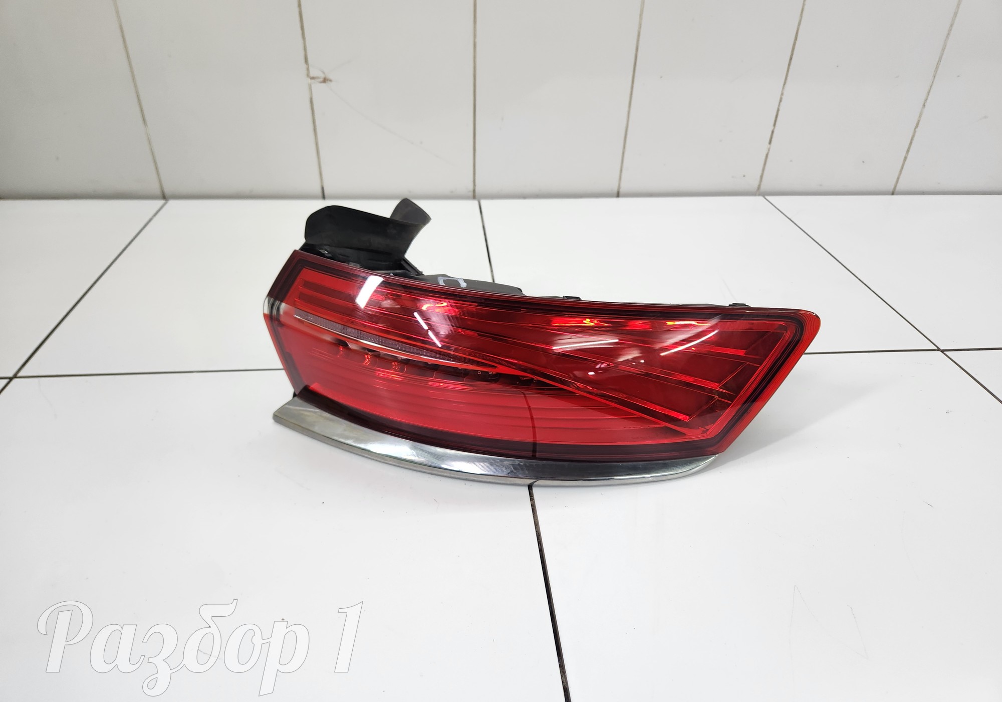 7057019800 Фонарь заднего крыла правый для Geely Tugella (с 2019)