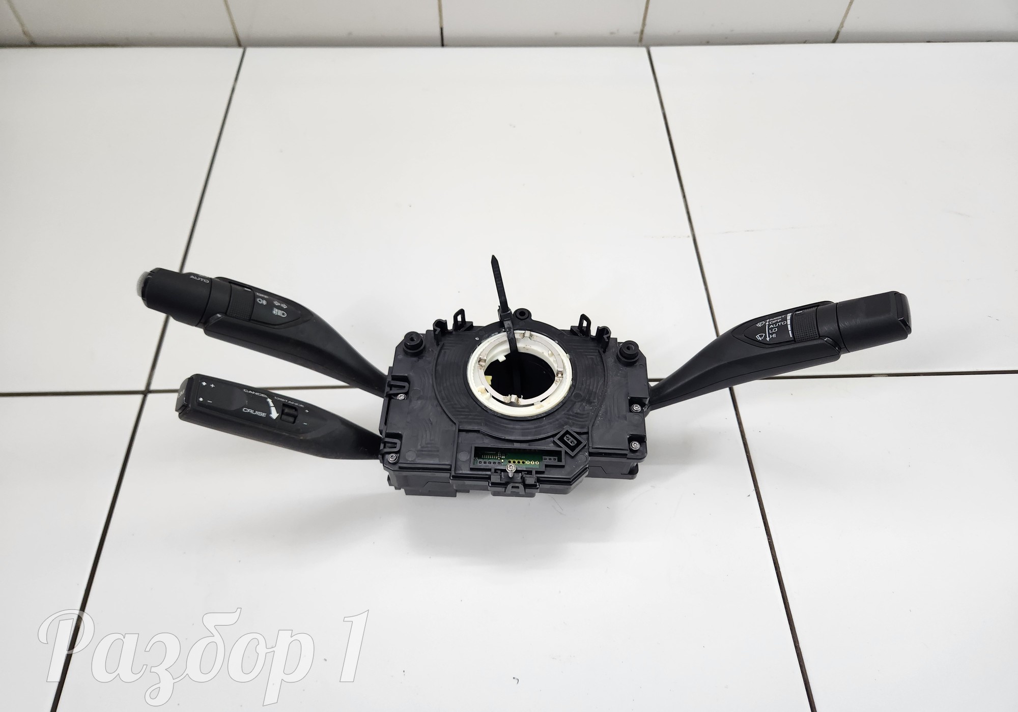 3774101XKJ22A Переключатель подрулевой для Haval H3 (с 2024)