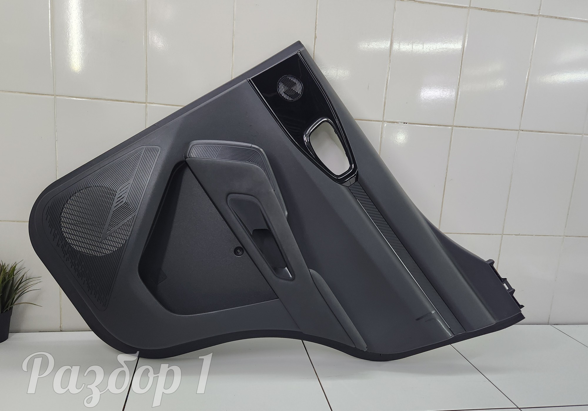 62002106XKJ20A Обшивка двери задняя правая для Haval H3 (с 2024)