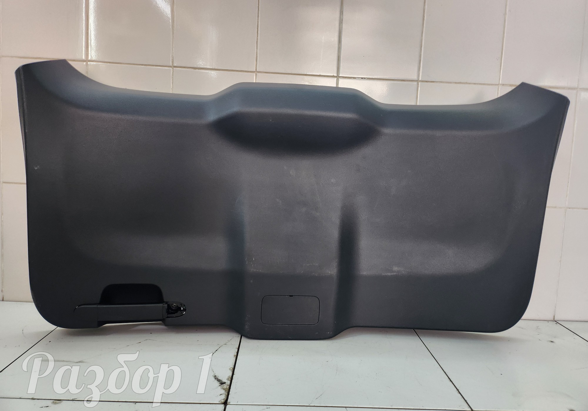 6302300XKZ0YA обшивка крышки багажника для Haval M6 II (с 2021)