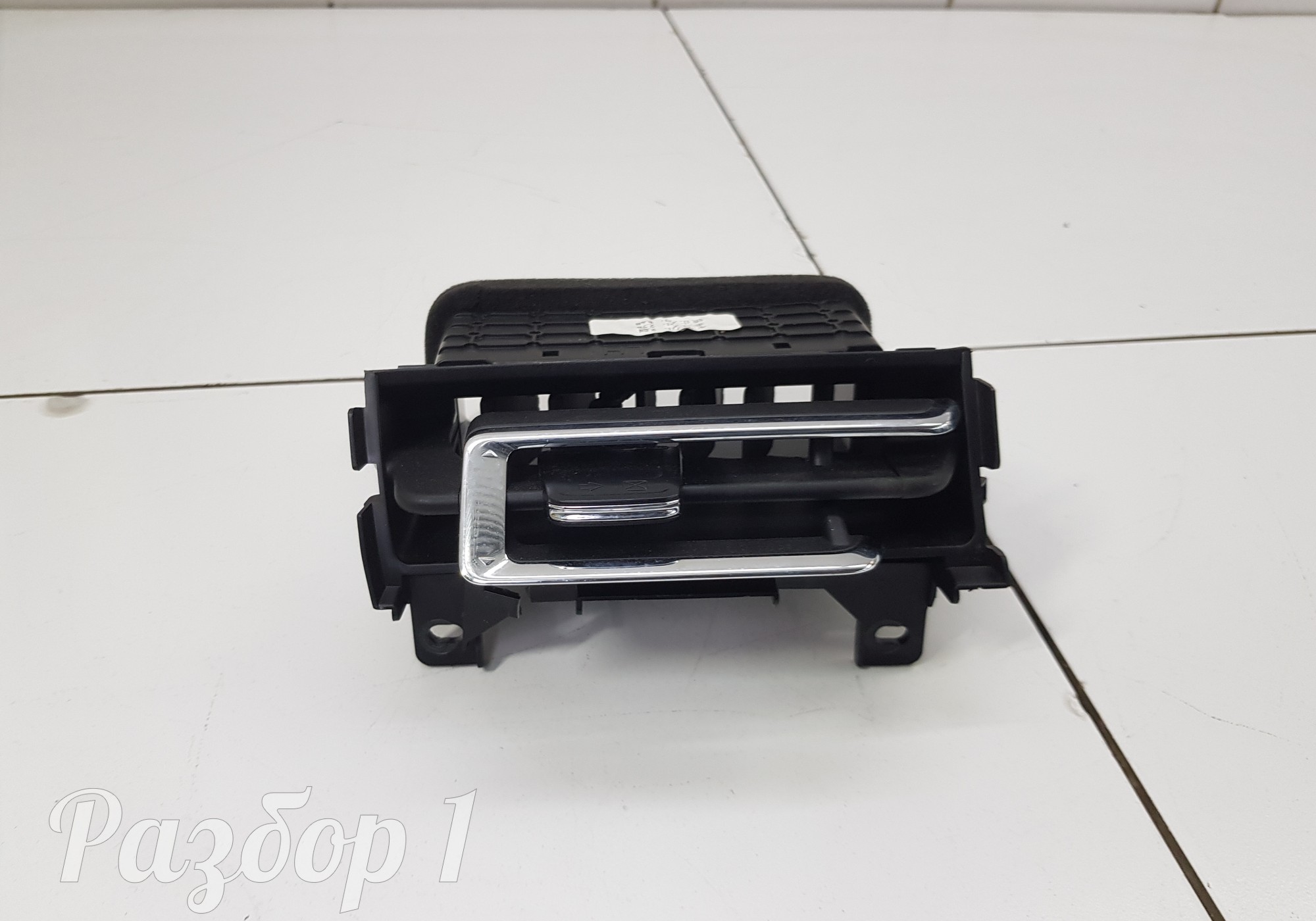 5306700XKZ0YA8P Дефлектор воздушный левый для Haval M6 II (с 2021)