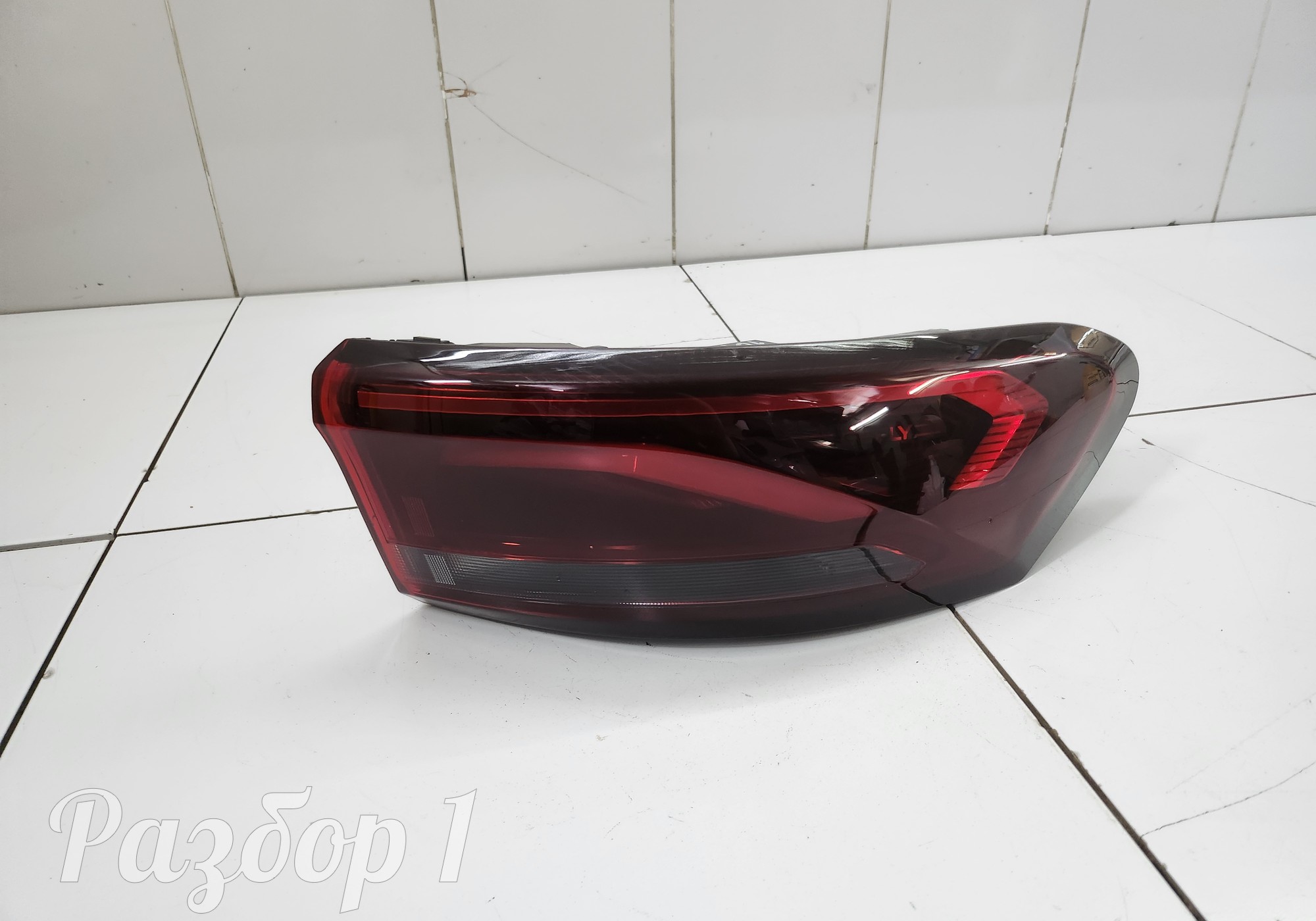 8889809109 Фонарь заднего крыла правый для Geely Emgrand (SS11) (с 2021)