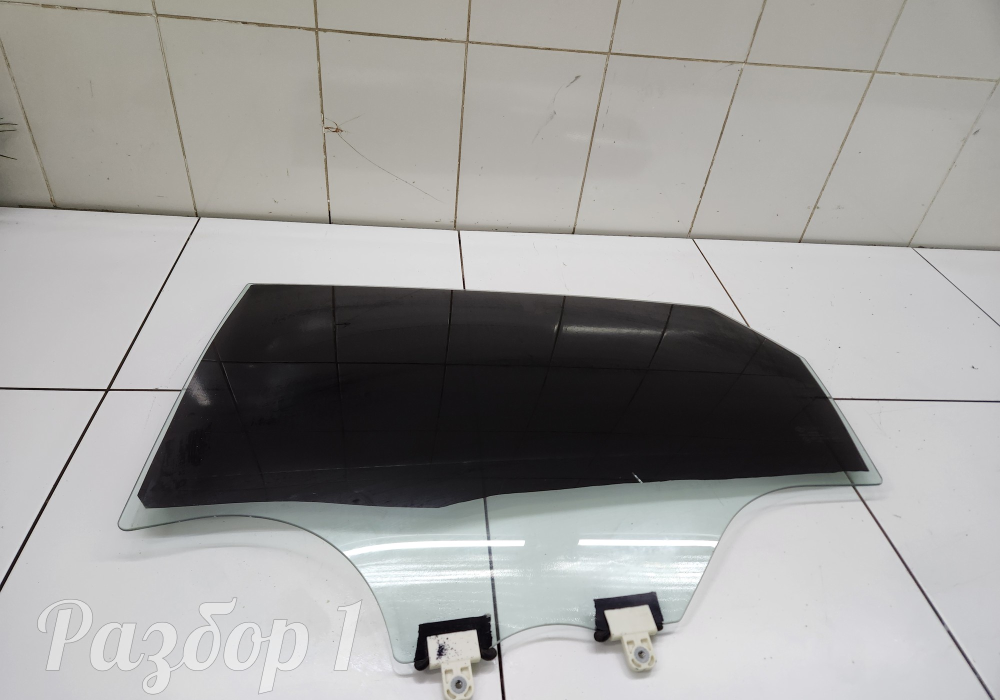 Стекло двери заднее левое для Geely Emgrand (SS11) (с 2021)