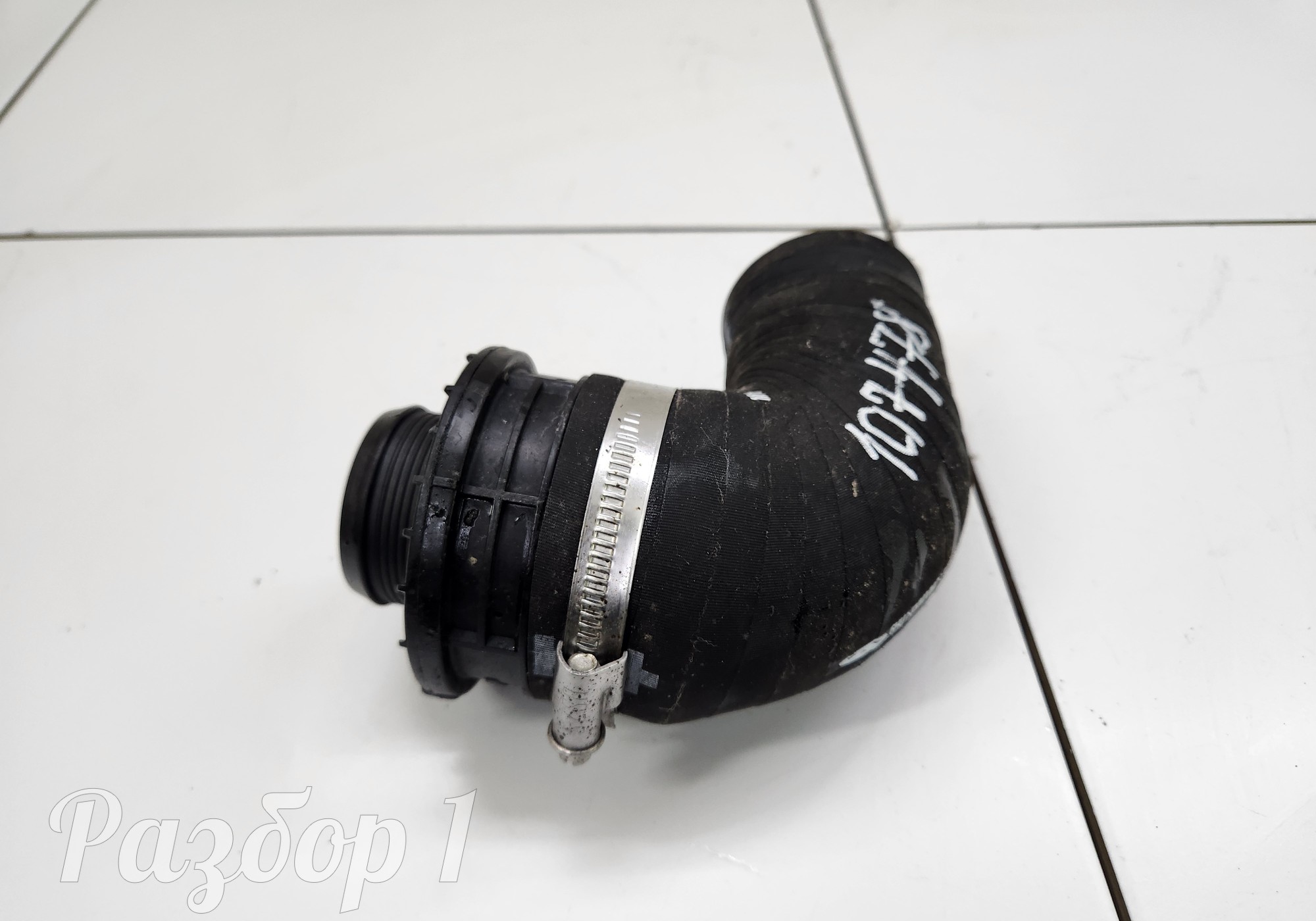 302001371AA Патрубок для Jaecoo J8 (с 2024)