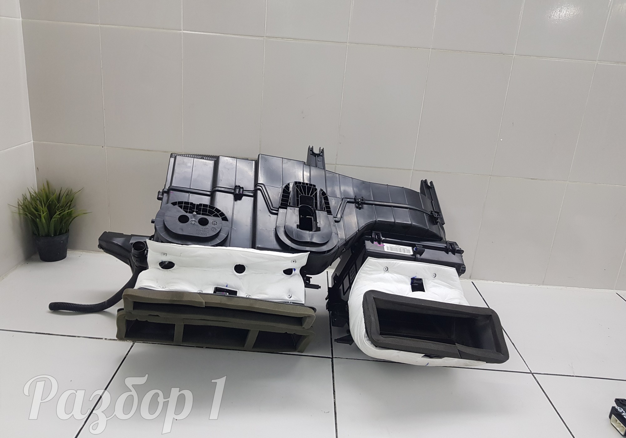 6600003485 Корпус отопителя для Geely Coolray (с 2020)