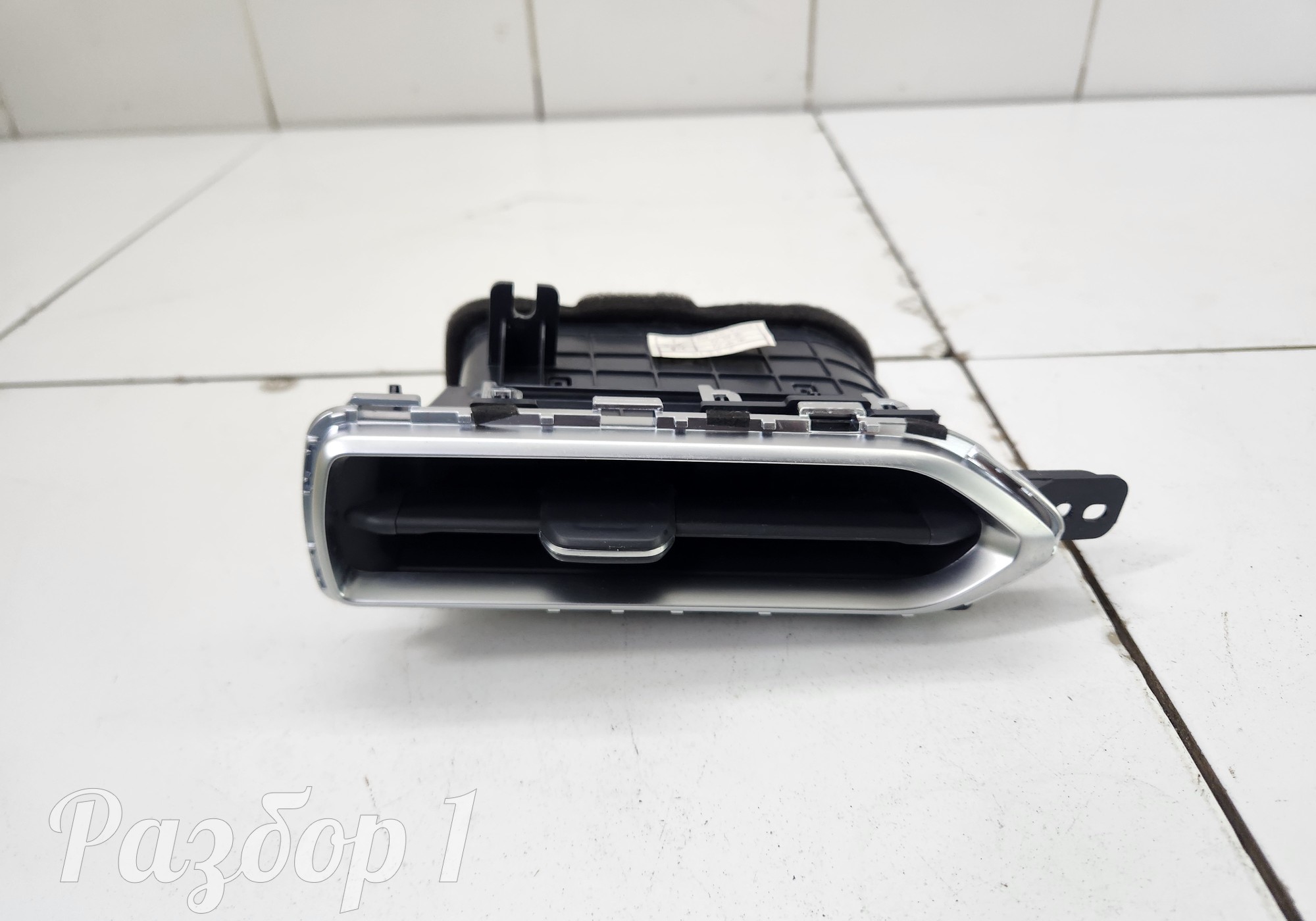 5306410CN01 Дефлектор воздушный правый для Changan UNI-T (с 2020)