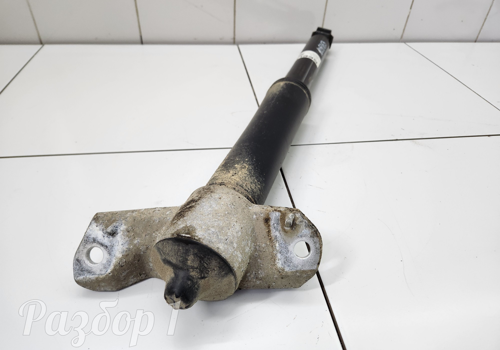 6600001561 Амортизатор задний (правый) для Geely Tugella (с 2019)