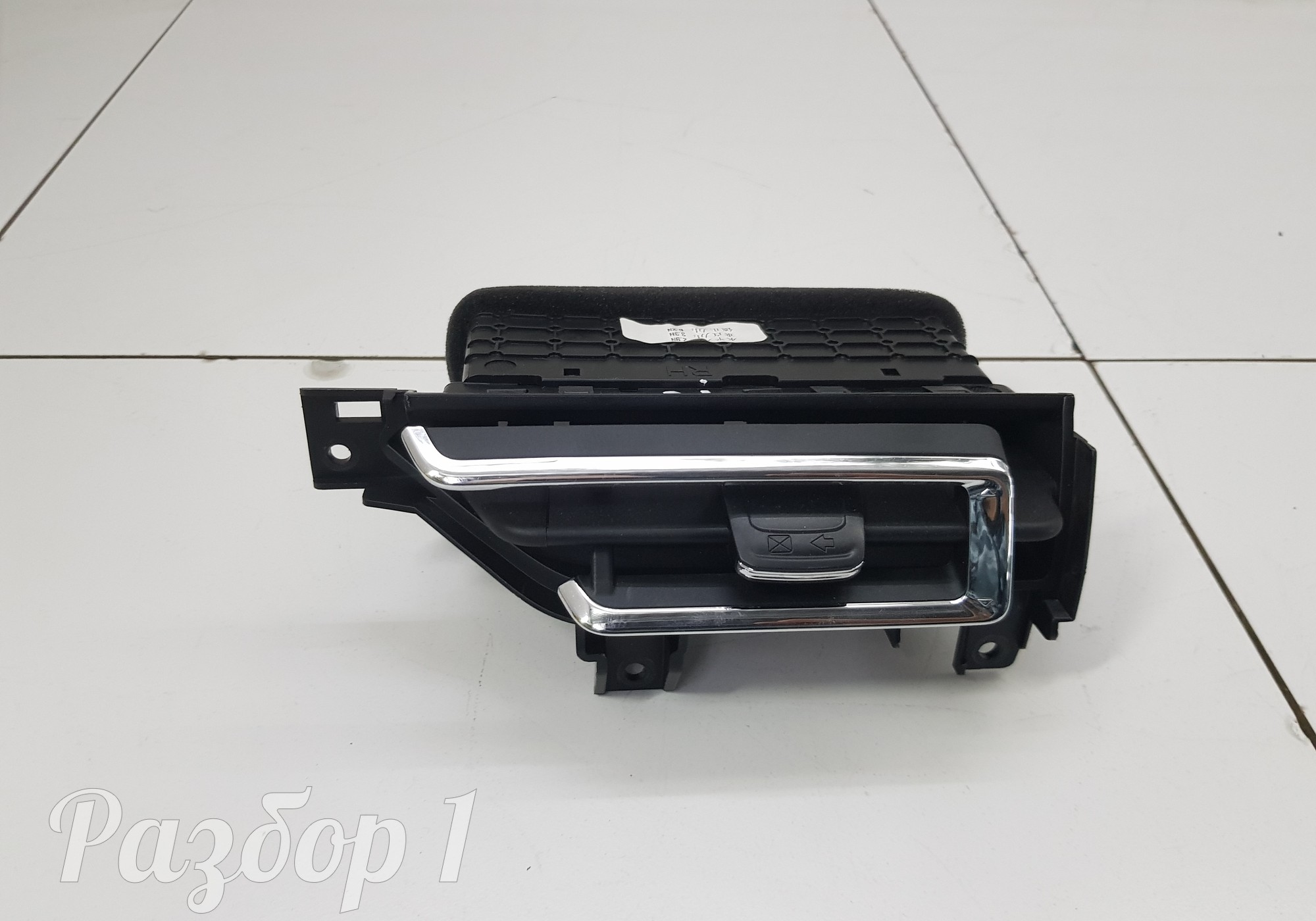 5306800XKZ0YA8P Дефлектор воздушный правый для Haval M6 II (с 2021)