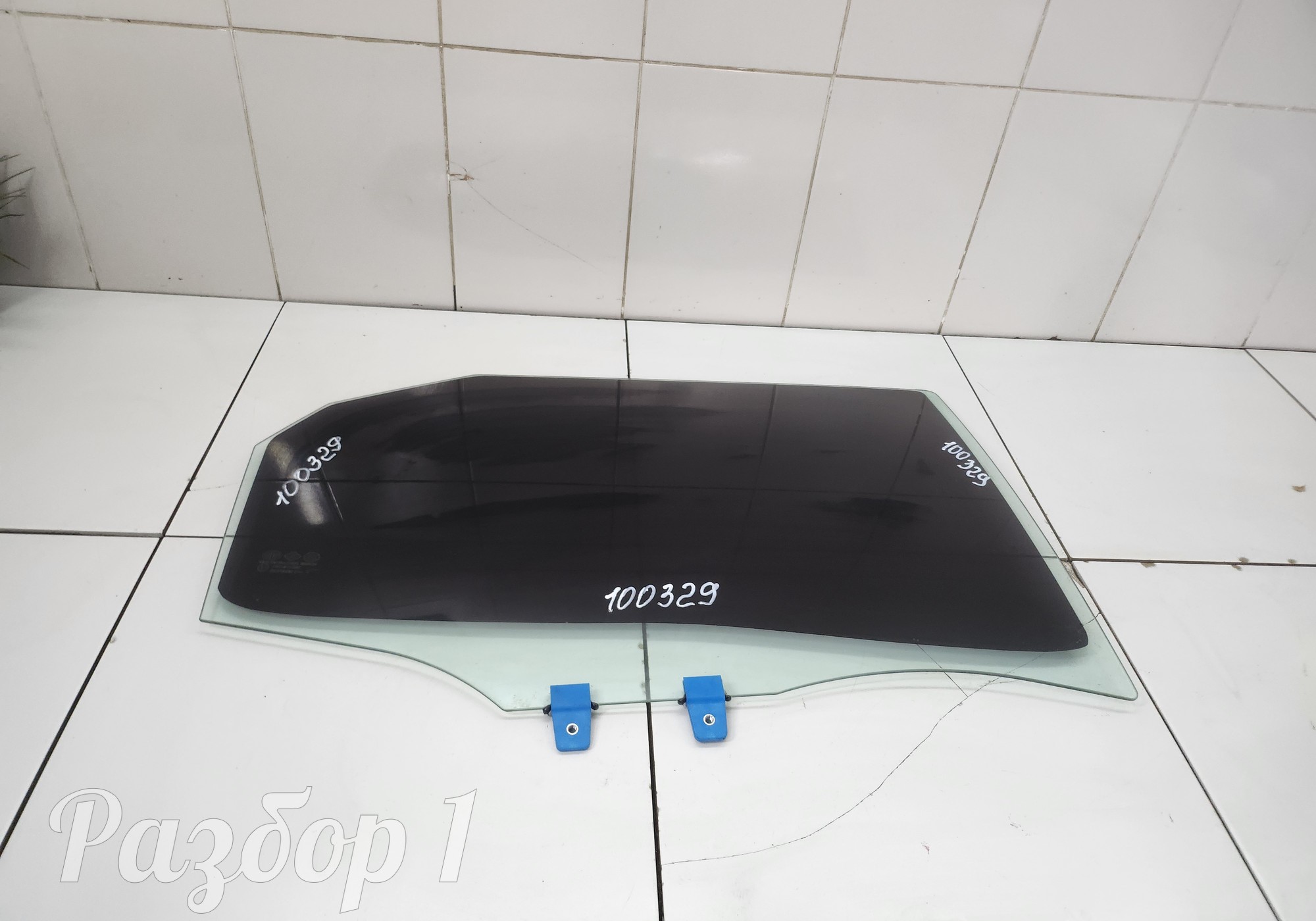 1EA072510A Стекло двери заднее правое для Faw Bestune T77 (с 2018)