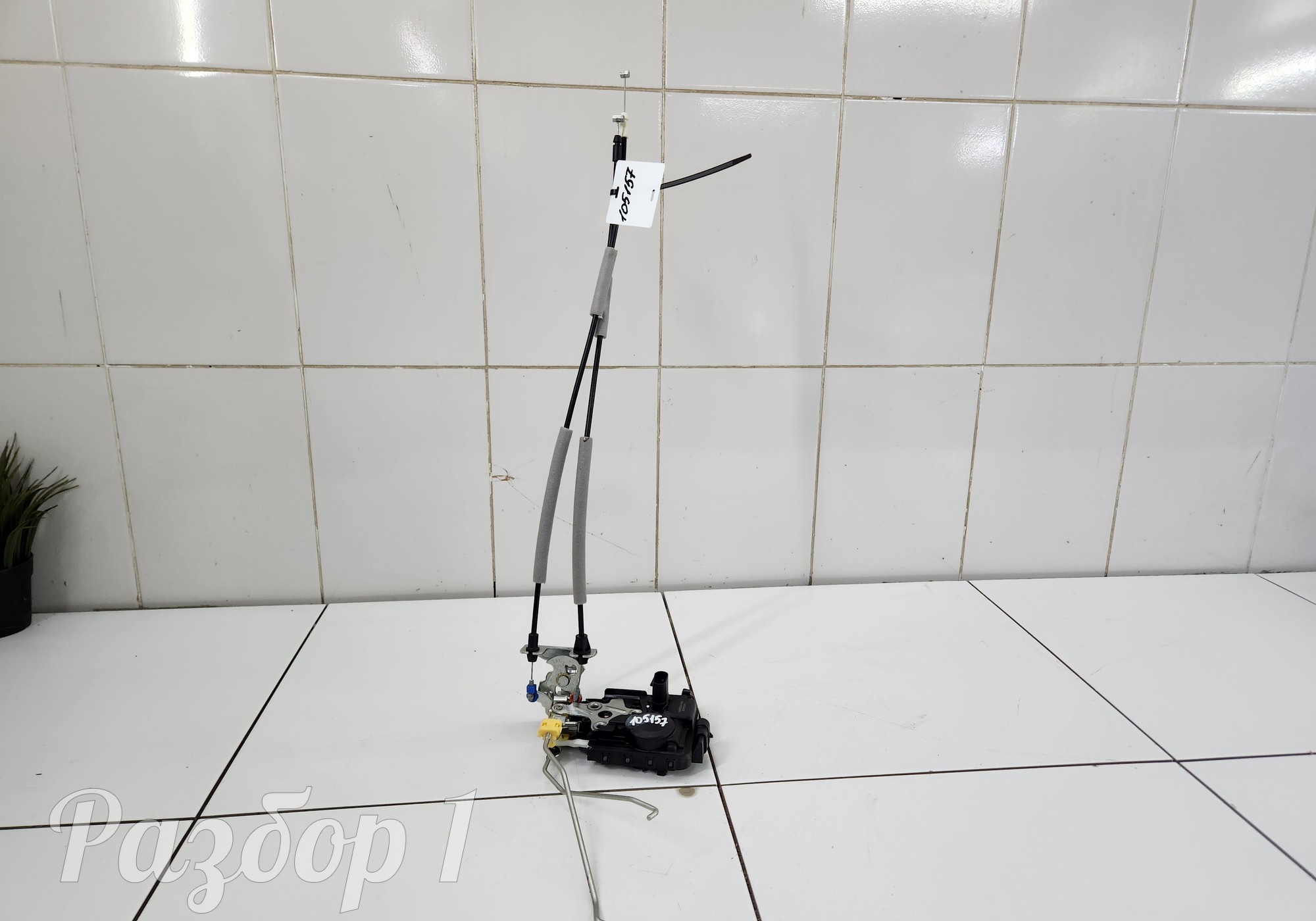 6105130BS01AB Замок двери передней левой для Changan Alsvin (с 2018)