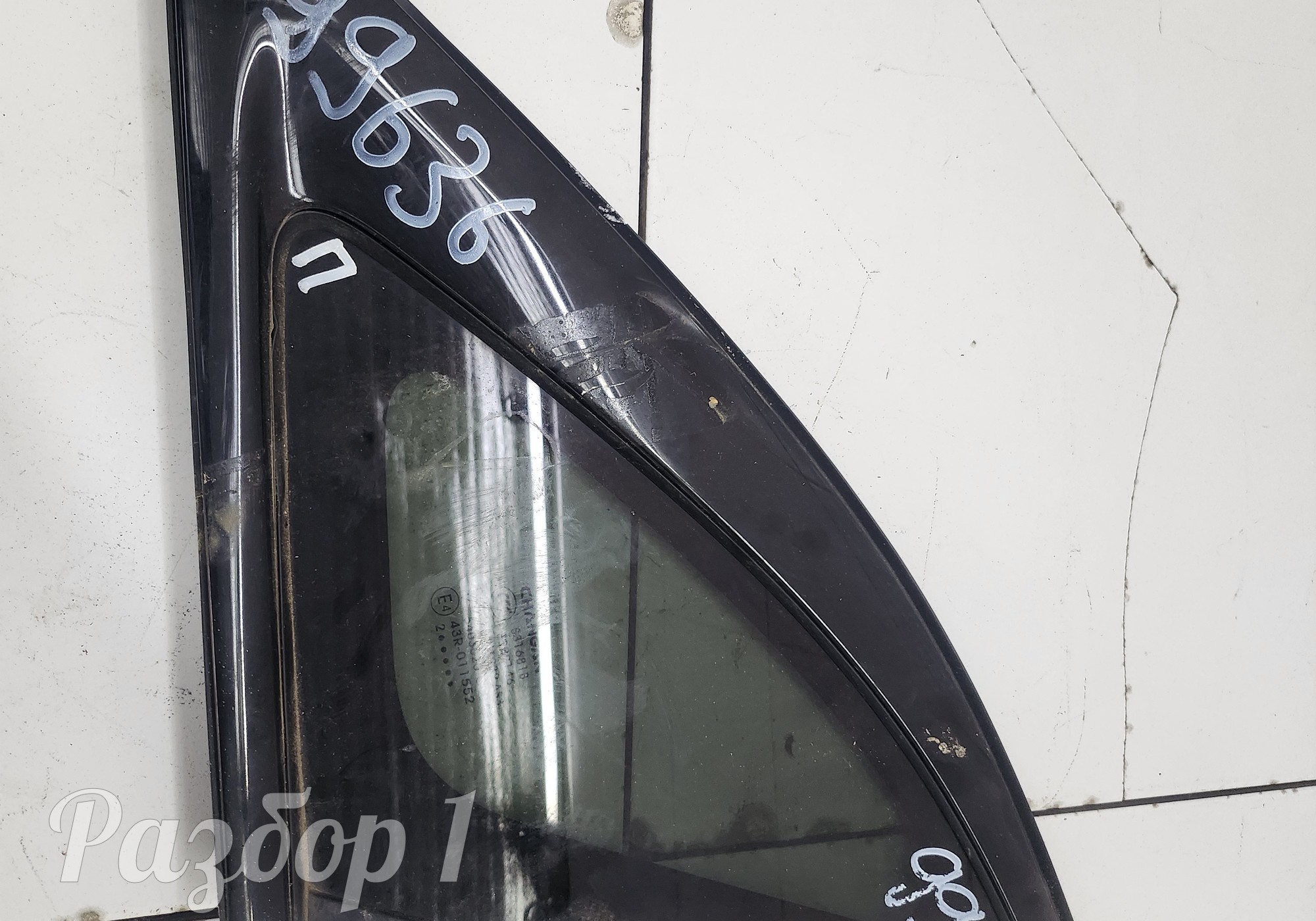 CD569F2705010202 Стекло кузовное правое для Changan UNI-K (с 2020)