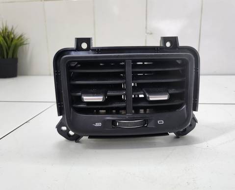 889398997 Дефлектор воздушный консоли для Geely Tugella (с 2019)