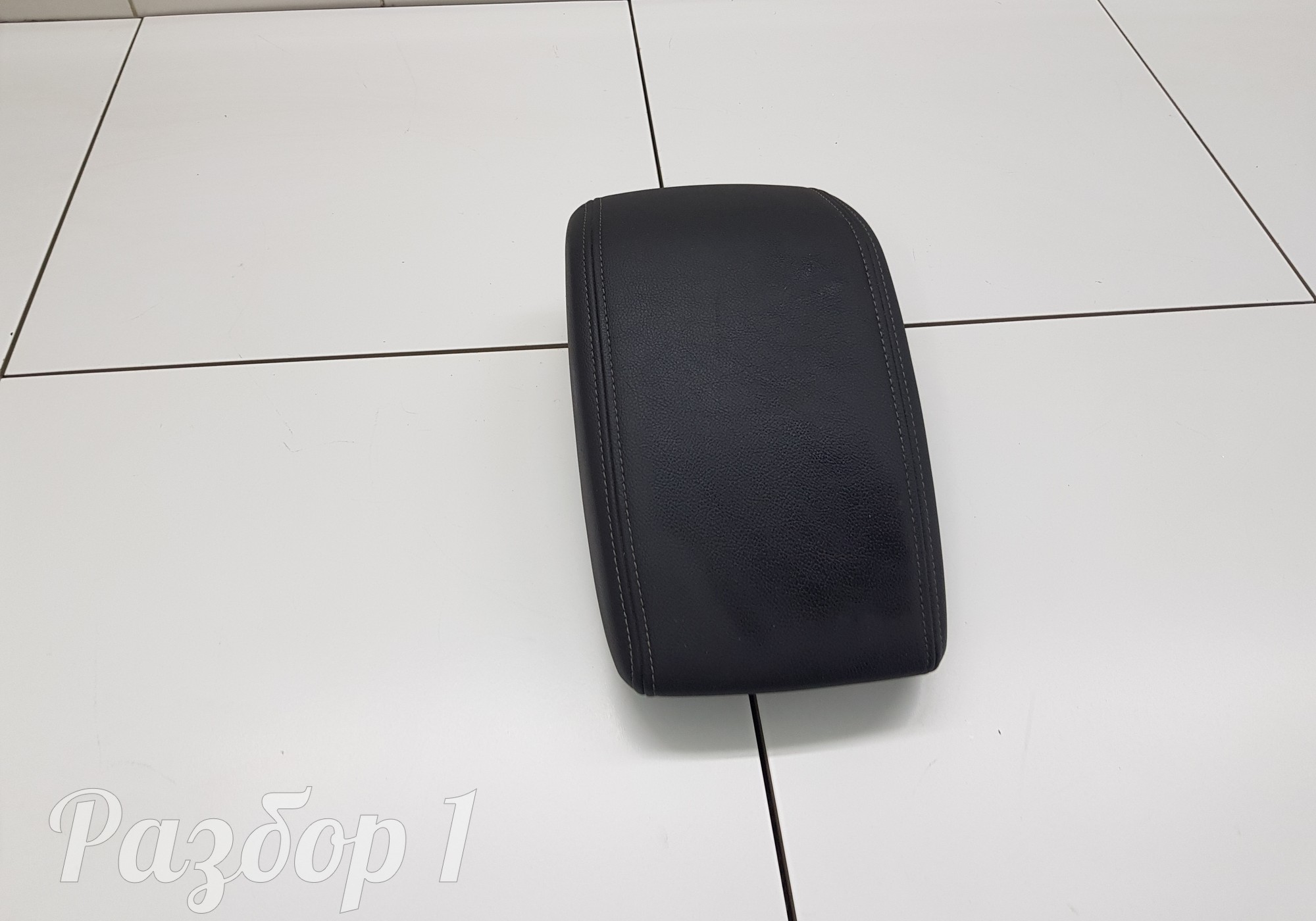 T195305310 Подлокотник для Chery Tiggo 4 (с 2017)