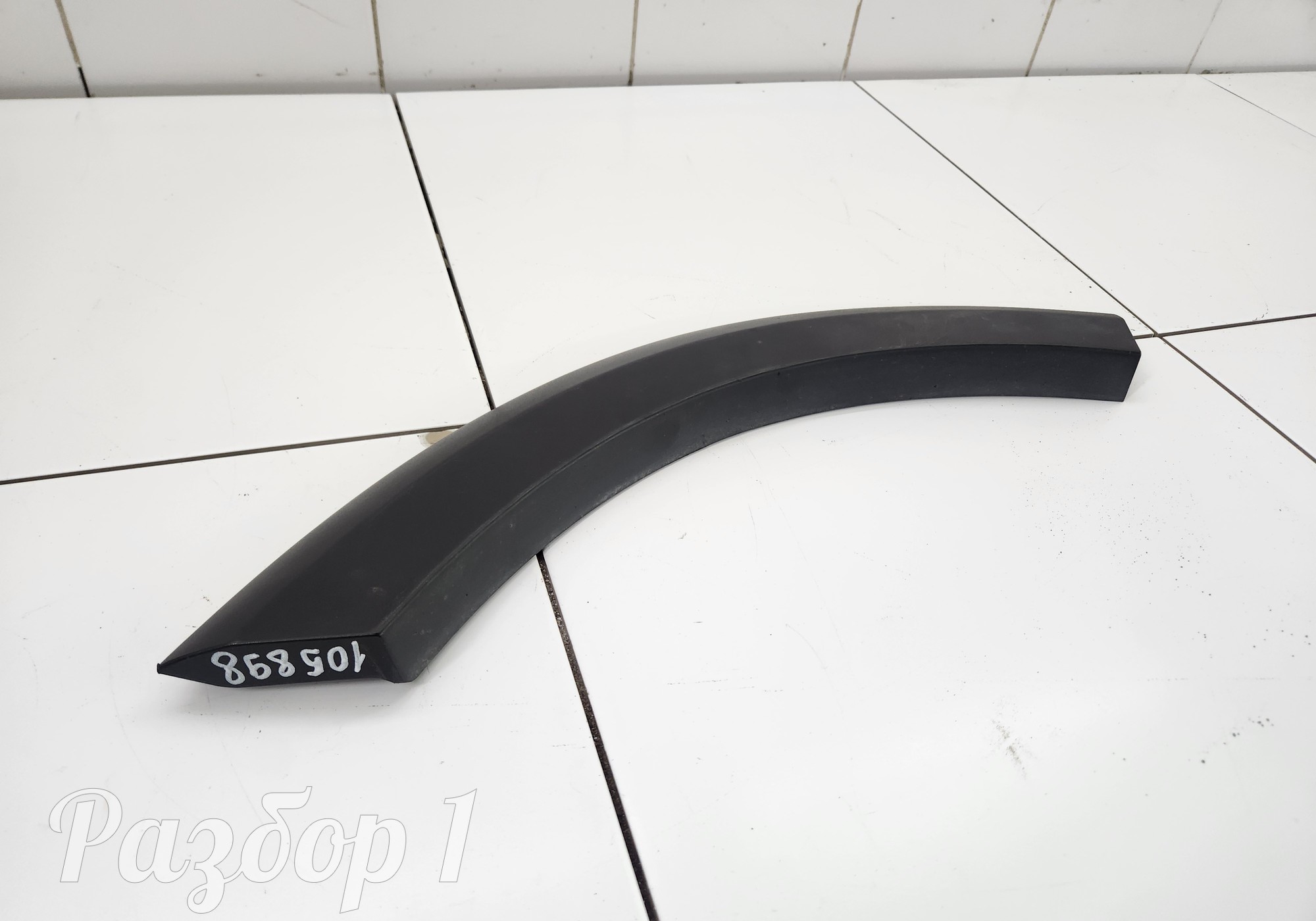 6600002317 Накладка задней правой двери для Geely Tugella (с 2019)