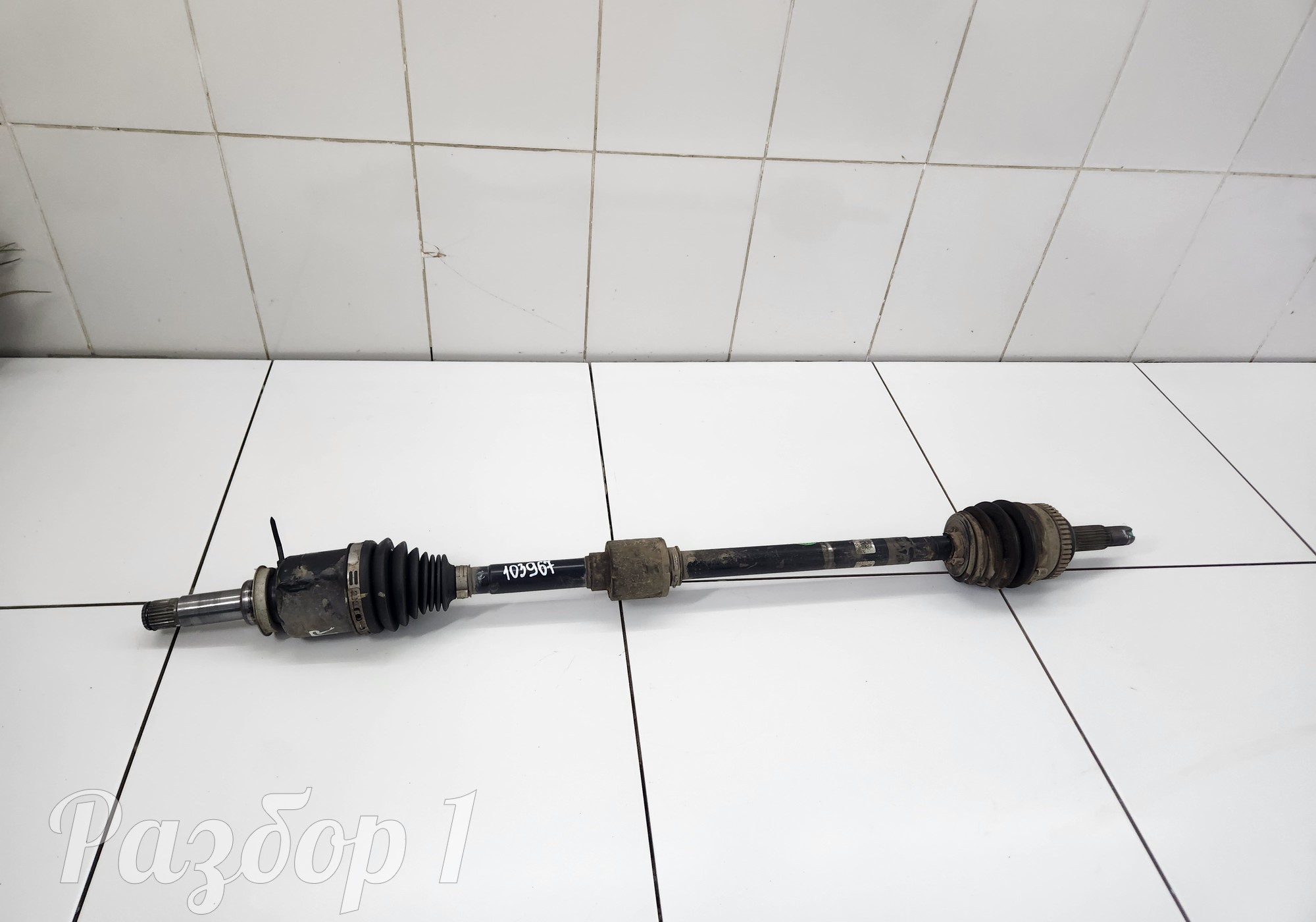 Полуось (привод) передняя правая для Geely Emgrand (SS11) (с 2021)