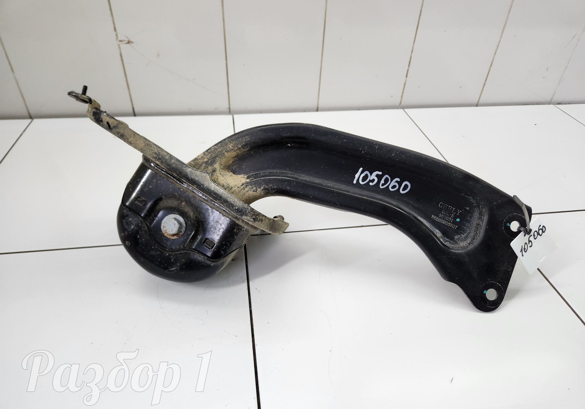 6600005807 Рычаг задней подвески правый для Geely Tugella (с 2019)