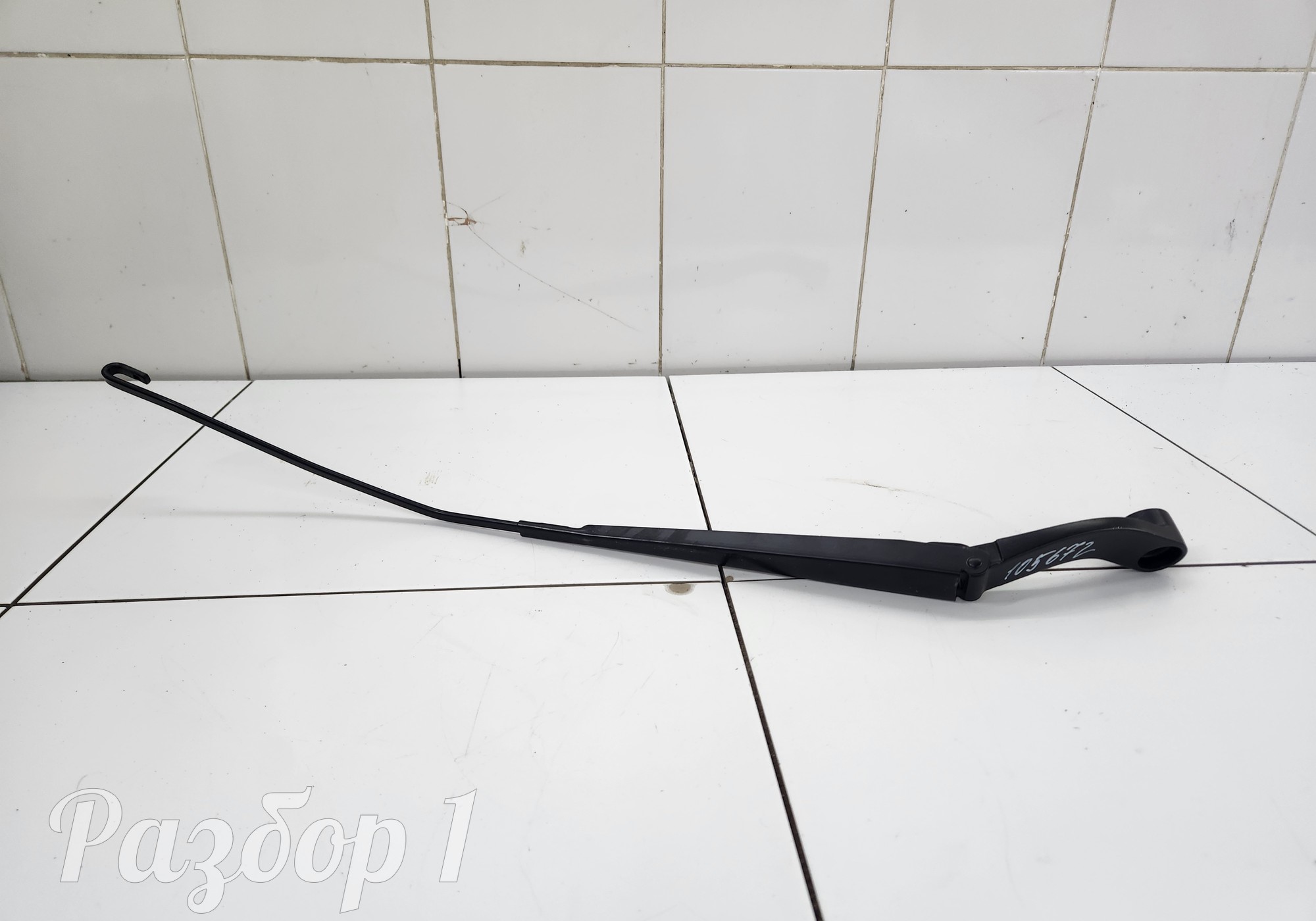 Поводок стеклоочистителя правый для Faw Bestune B70 (с 2020)