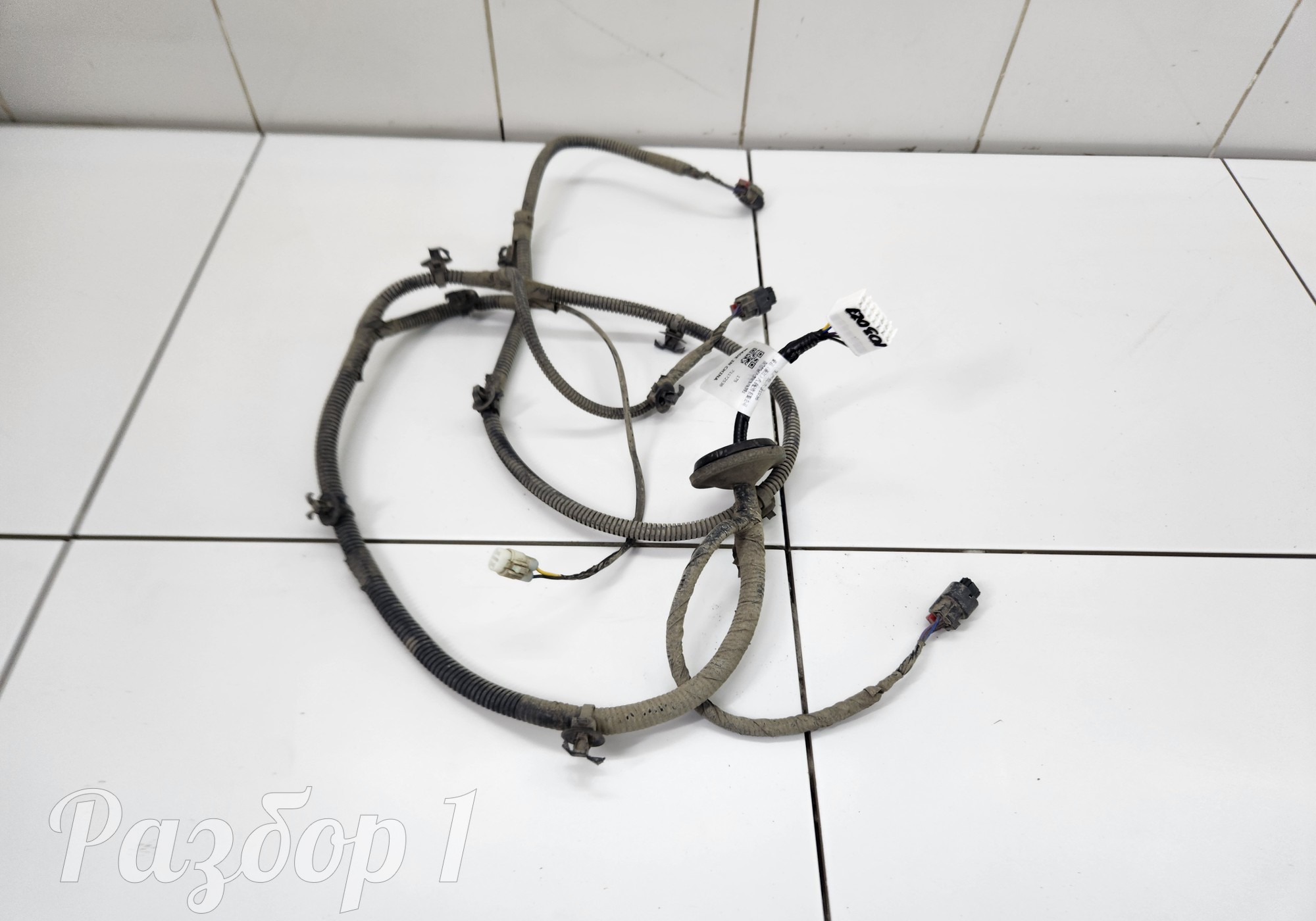 8894092376 Электропроводка заднего бампера для Geely Emgrand (SS11) (с 2021)