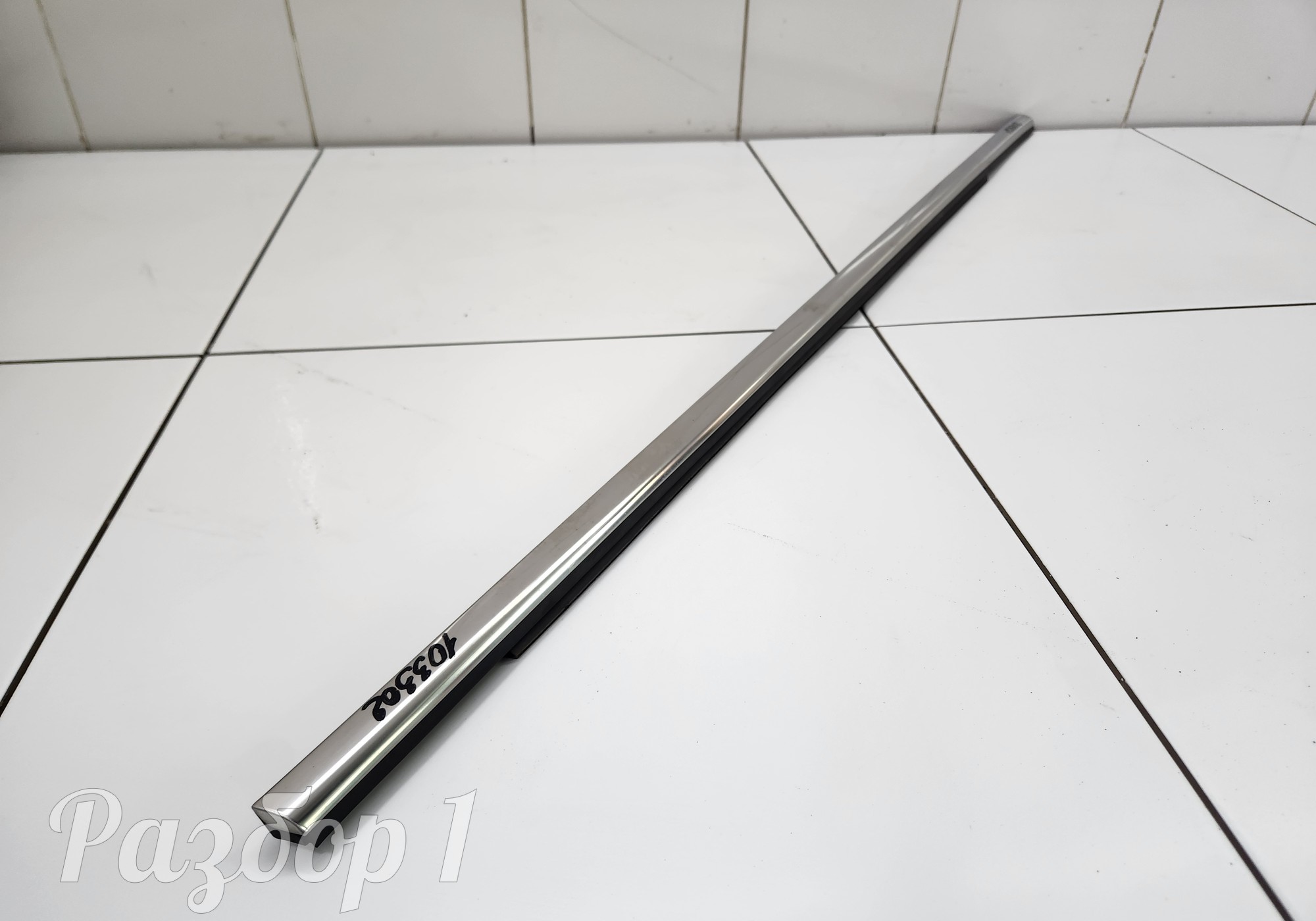 Молдинг стекла задней правой двери для Geely Tugella (с 2019)