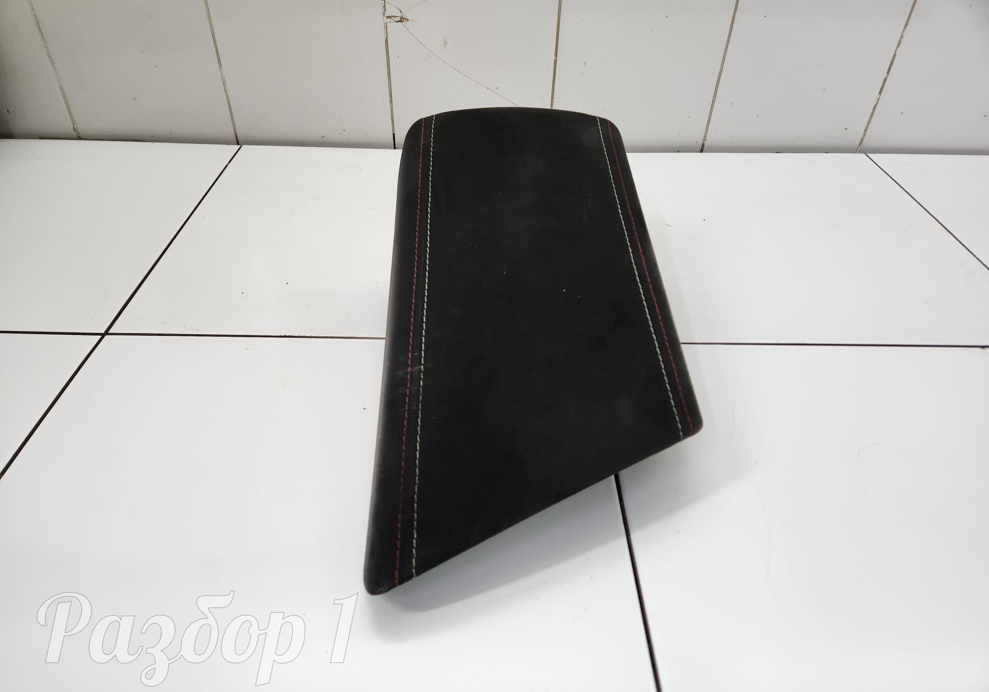 Подлокотник для Geely Tugella (с 2019)