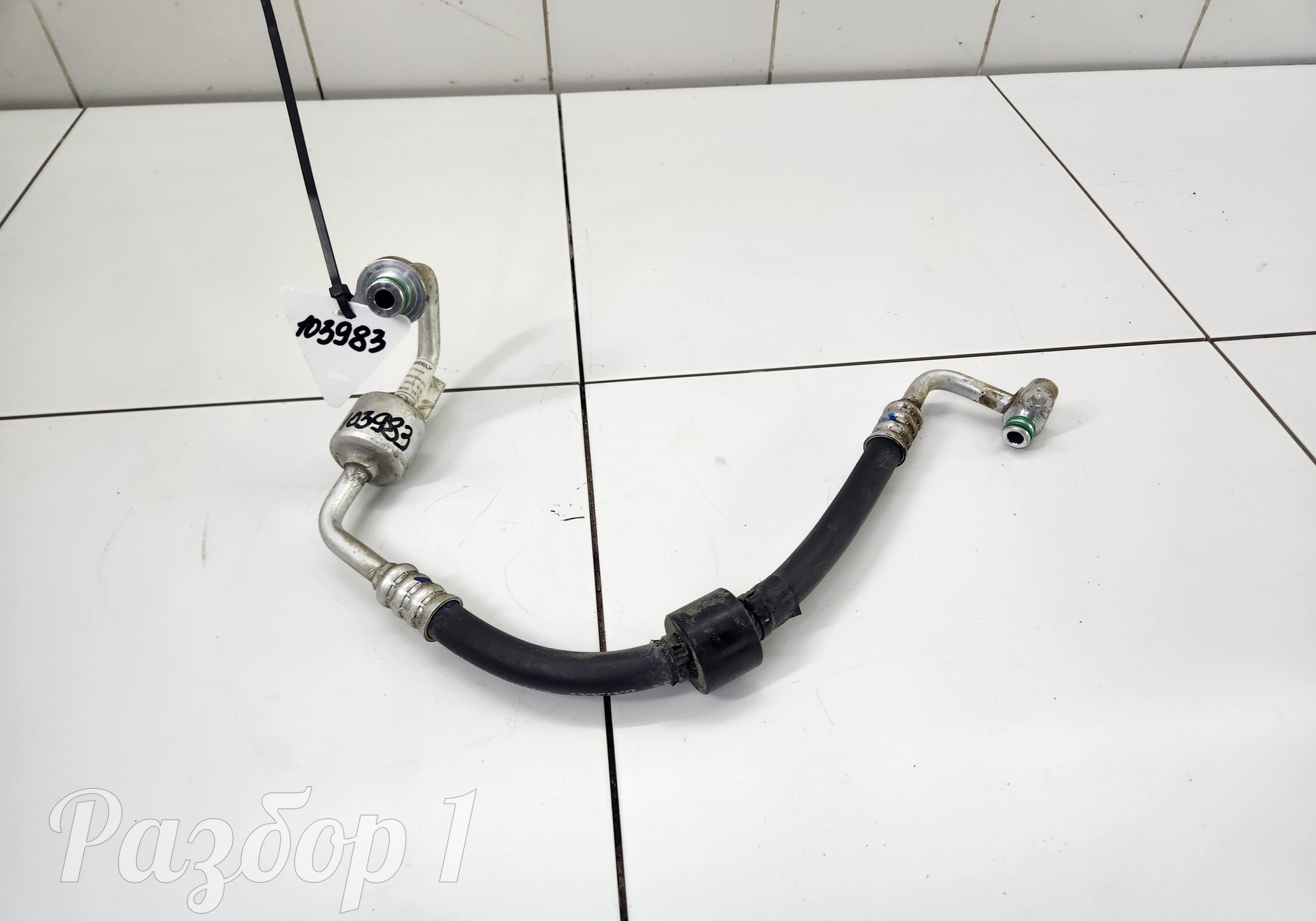 8893082511 Трубка кондиционера для Geely Emgrand (SS11) (с 2021)