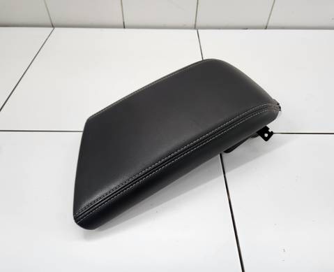 8890082235 Подлокотник для Geely Emgrand (SS11) (с 2021)