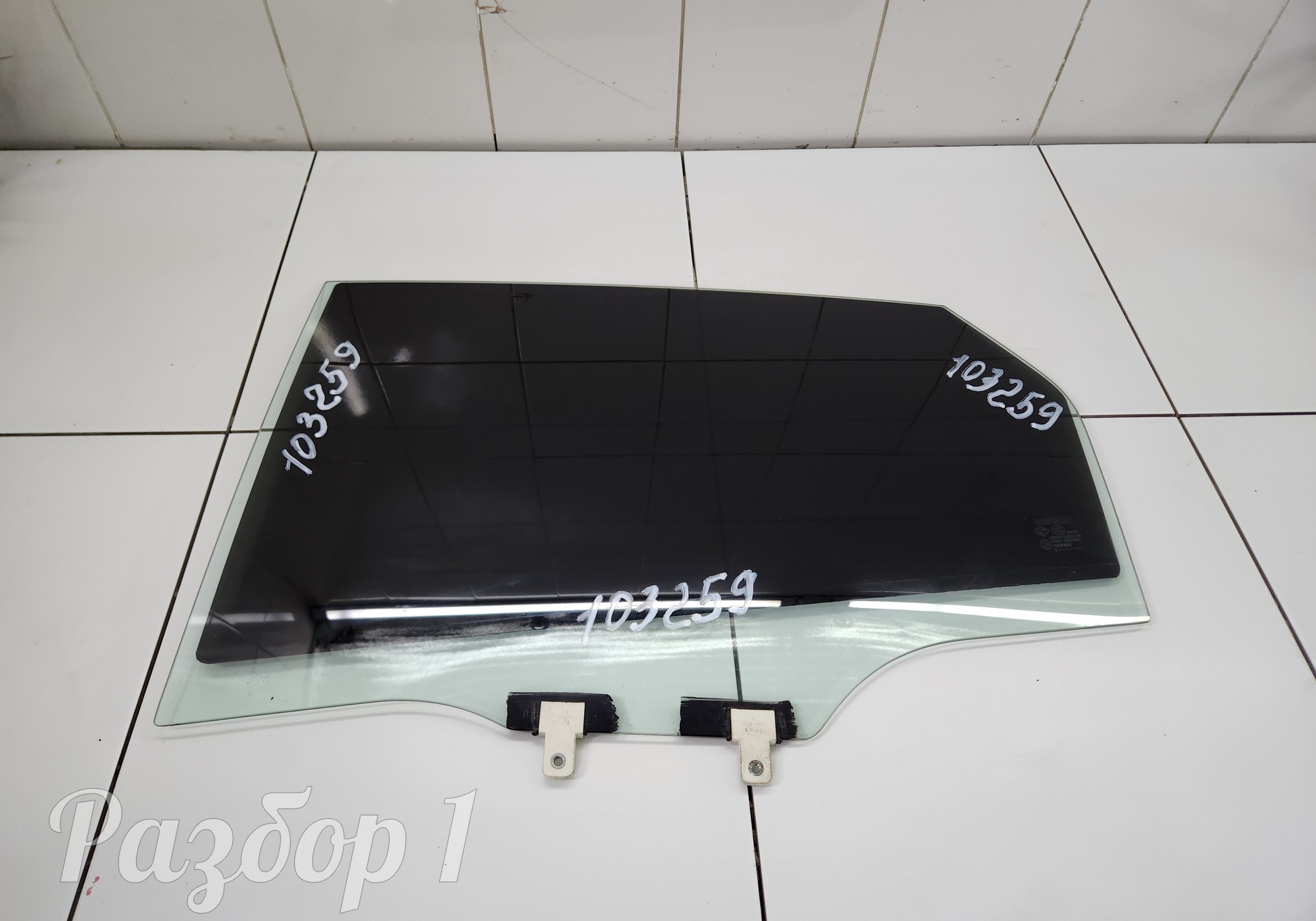 Стекло двери заднее левое для Geely Tugella (с 2019)