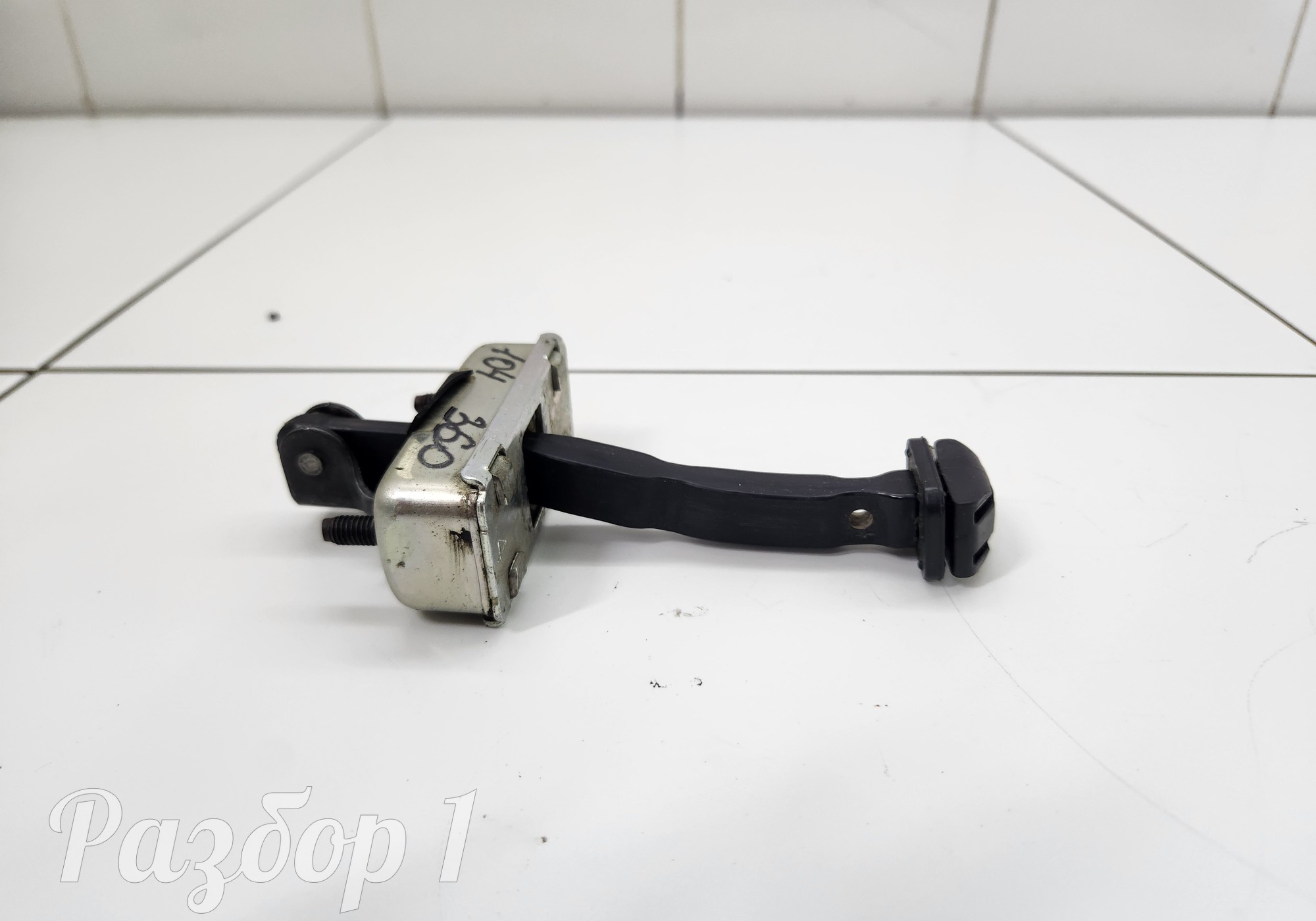 Ограничитель задней левой двери для Gac GS3 (с 2024)