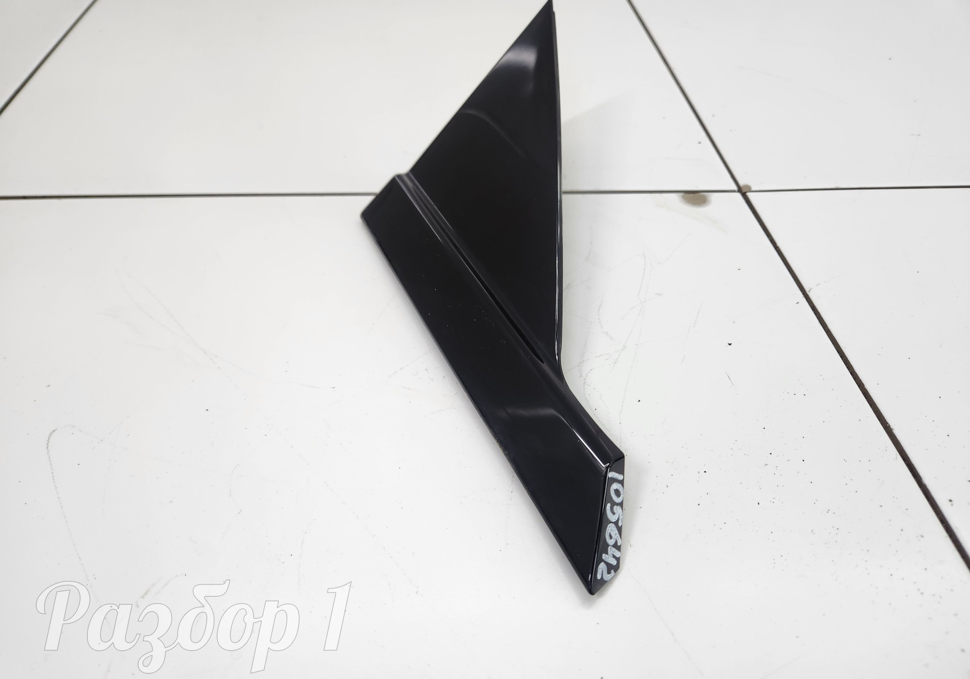 Накладка передней правой двери для Faw Bestune B70 (с 2020)