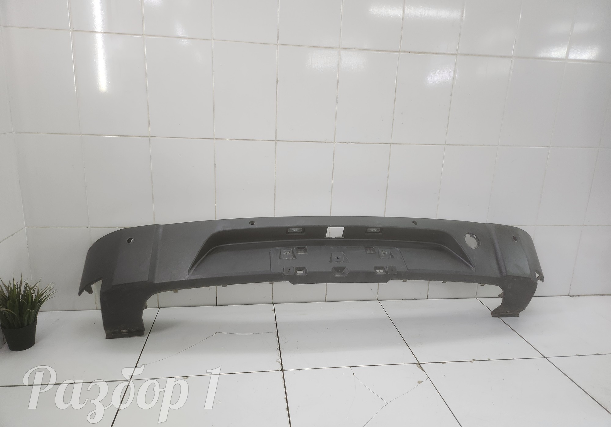 2604100XKJ20A Накладка заднего бампера для Haval H3 (с 2024)