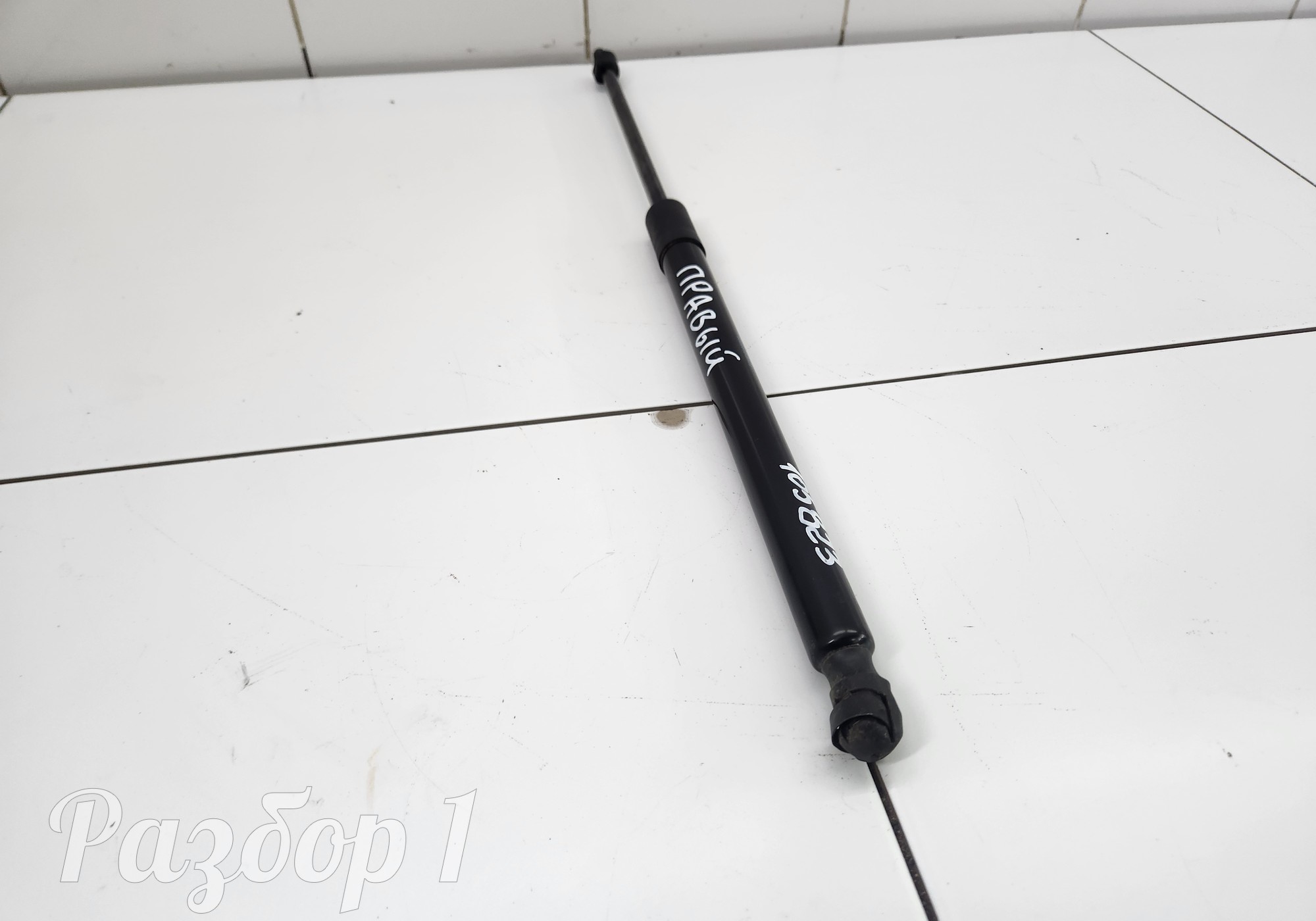 6309410BA02 Амортизатор багажника правый для Faw Bestune B70 (с 2020)