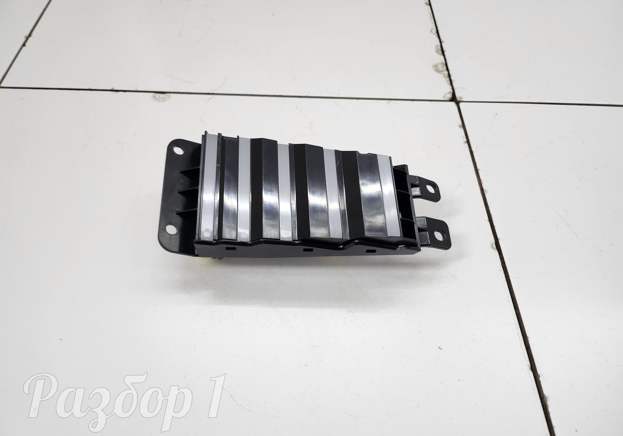 8893100900 Подсветка панели приборов правая для Geely Atlas II (с 2023)