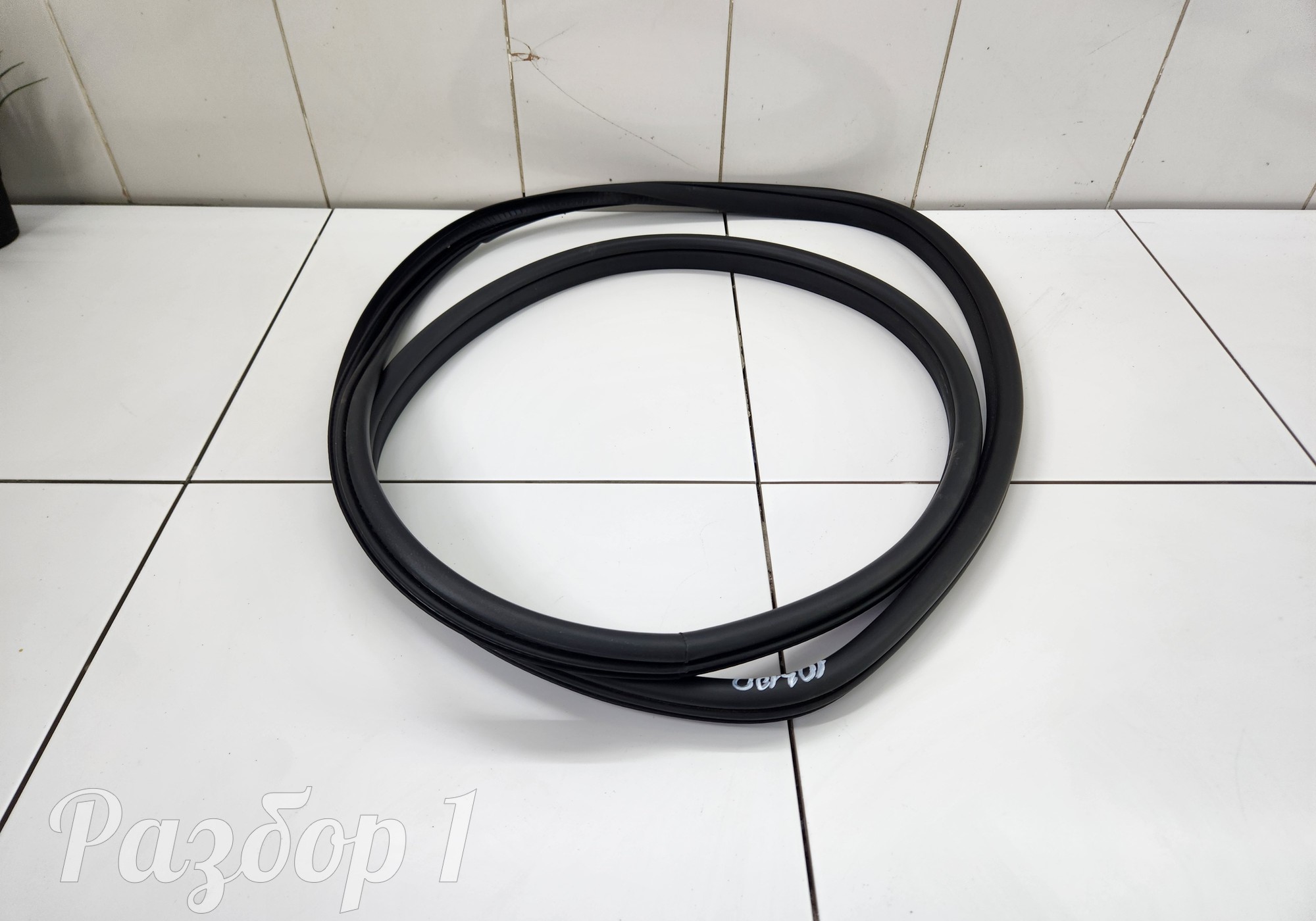 Уплотнитель проема задней левой двери для Geely Emgrand (SS11) (с 2021)