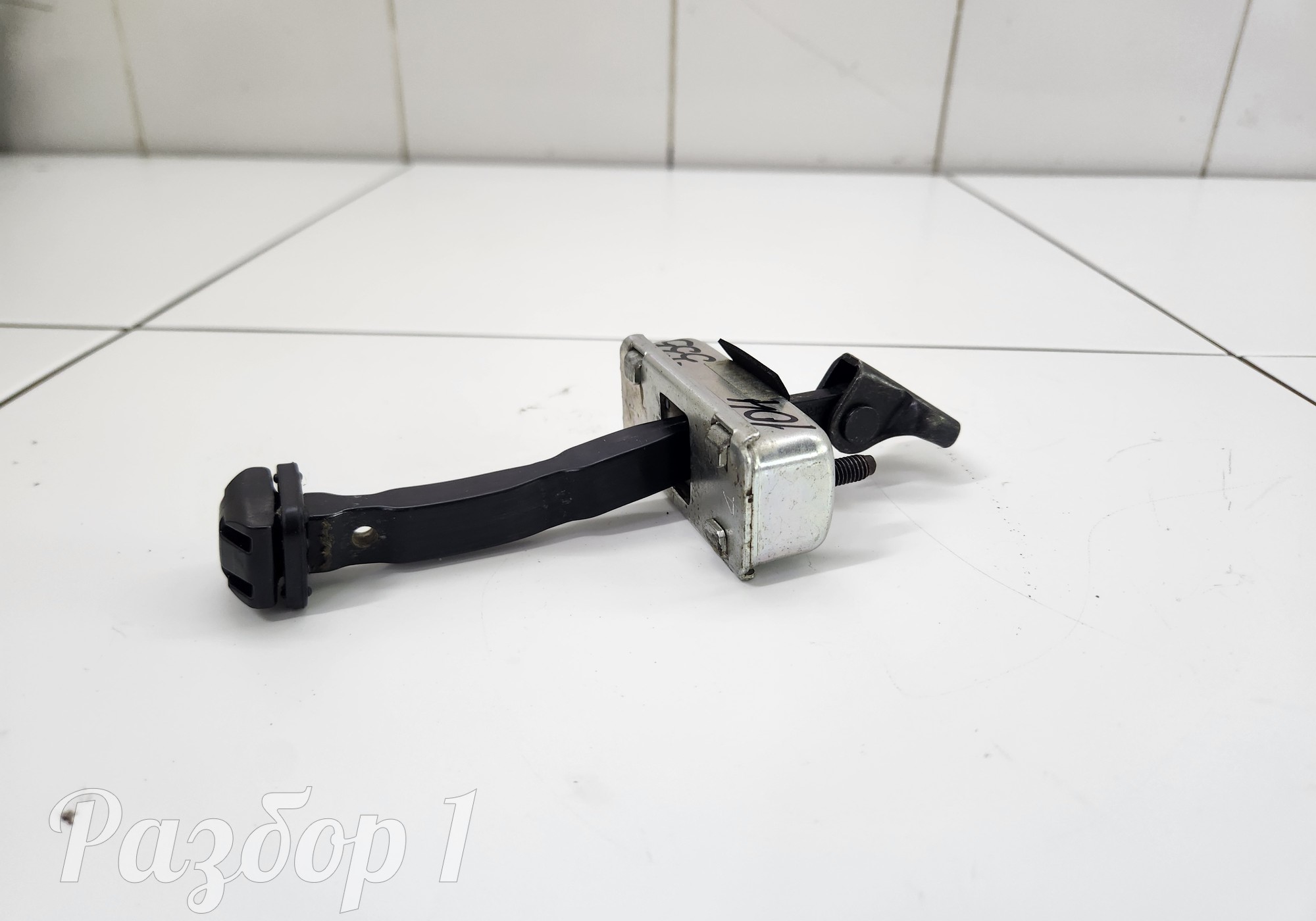 Ограничитель задней правой двери для Gac GS3 (с 2024)