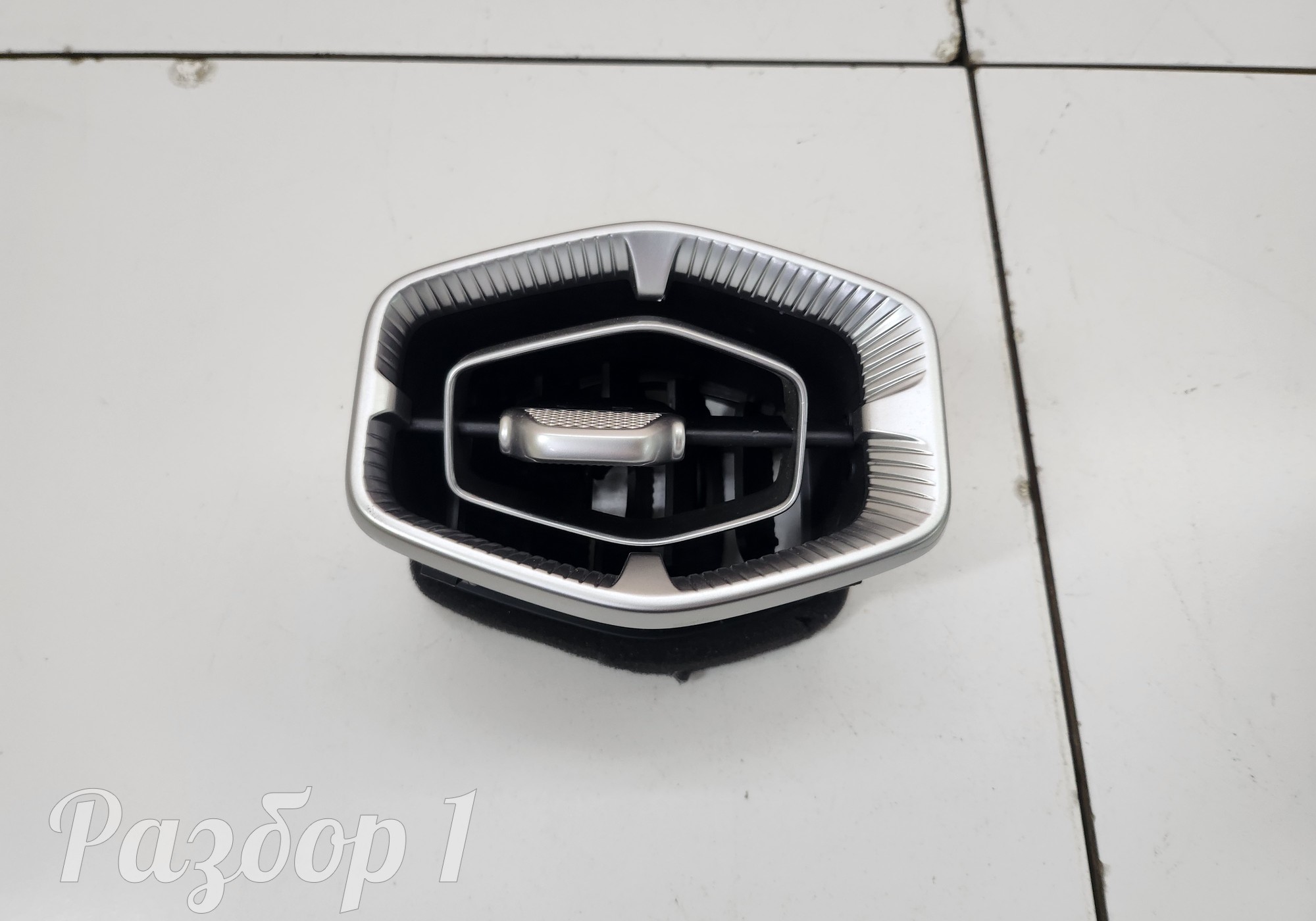 5306710XPS01ABW Дефлектор воздушный правый для Great Wall Poer King Kong (с 2022)