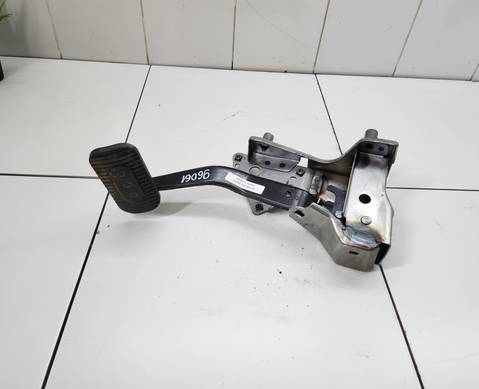 G110010JG0101 Педаль тормоза для Evolute i-PRO (с 2022)