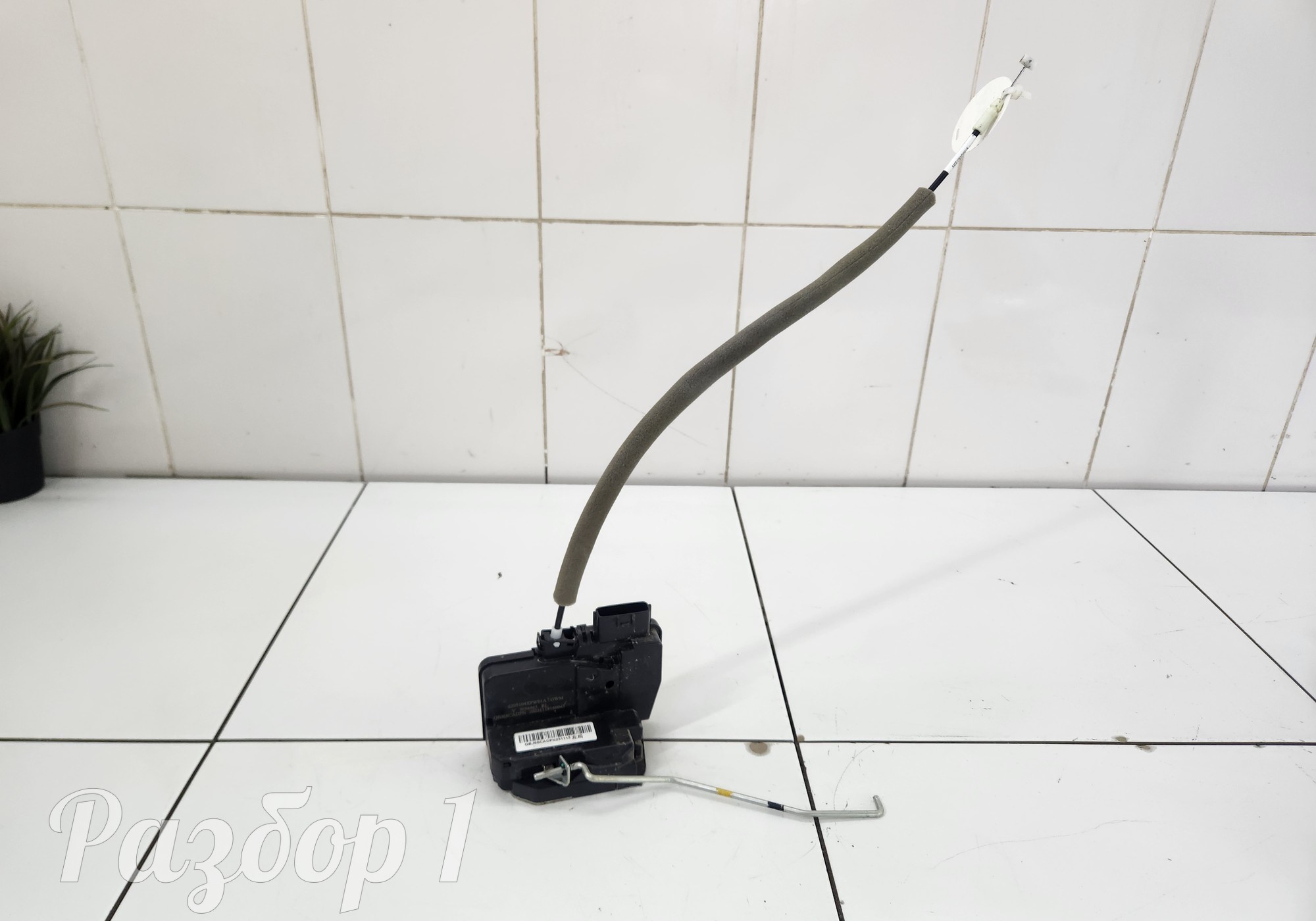 6205104XPW01A Замок задней левой двери для Great Wall Poer (с 2019)