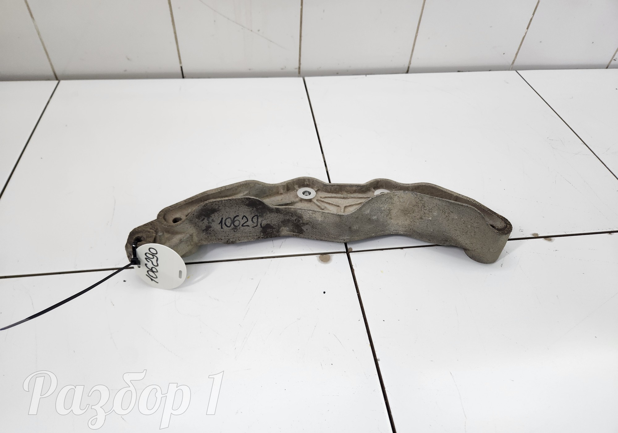 Кронштейн для Geely Atlas Pro (с 2021)