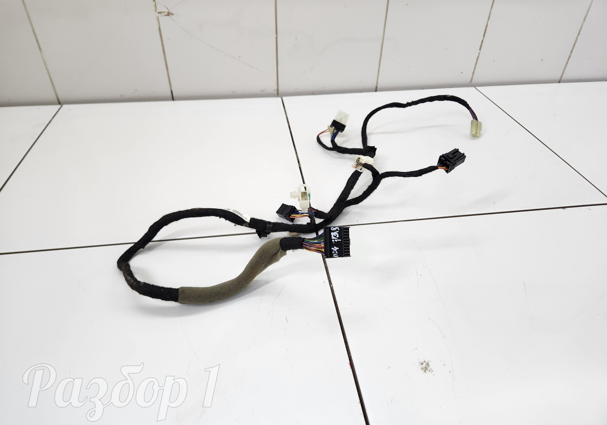 C155010442 Электропроводка отопителя для Geely Coolray (с 2020)