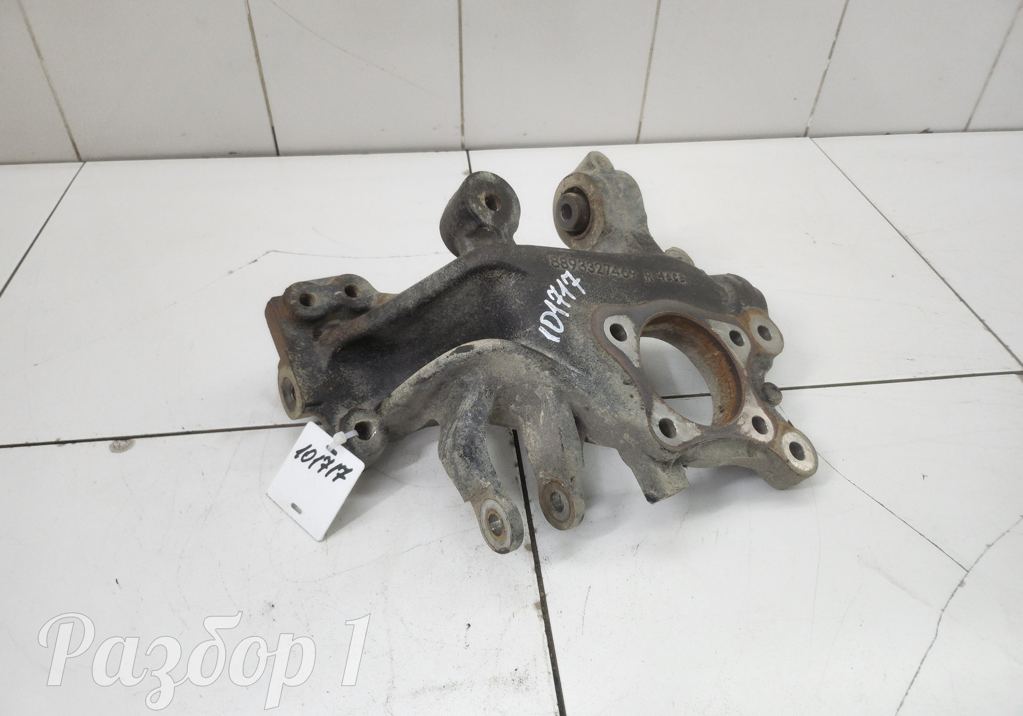 8893327469 Кулак поворотный задний правый для Geely Okavango (с 2020)